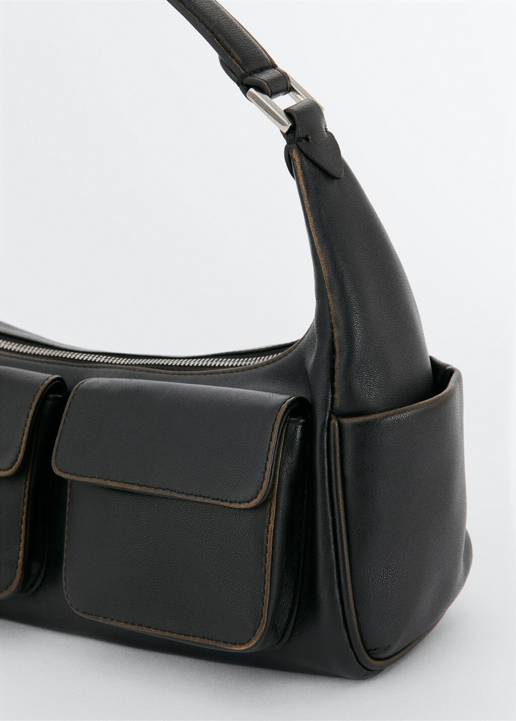 Bag with flap pocket  - Details of the article 2