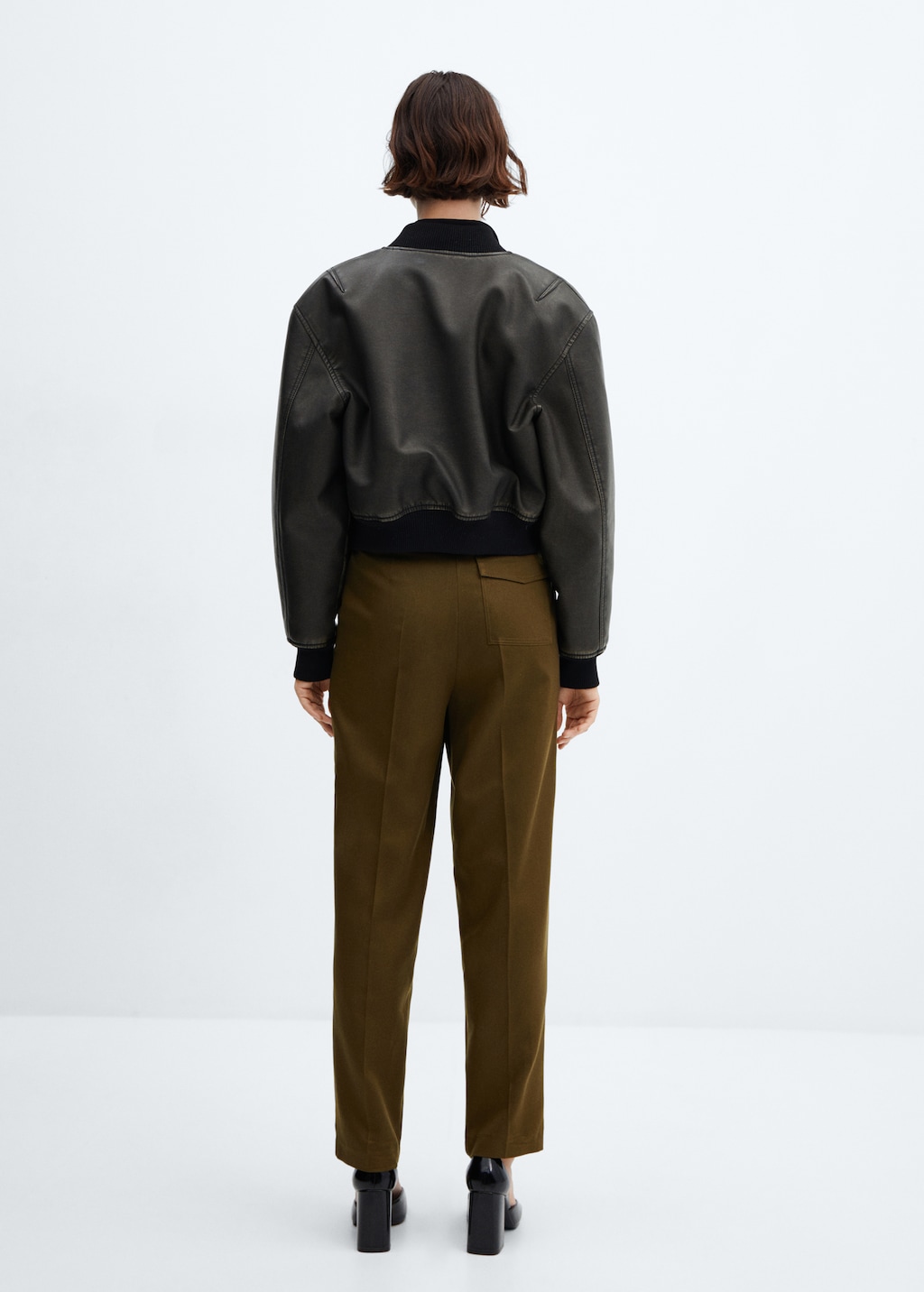 Dart high waist trousers - Reverse of the article