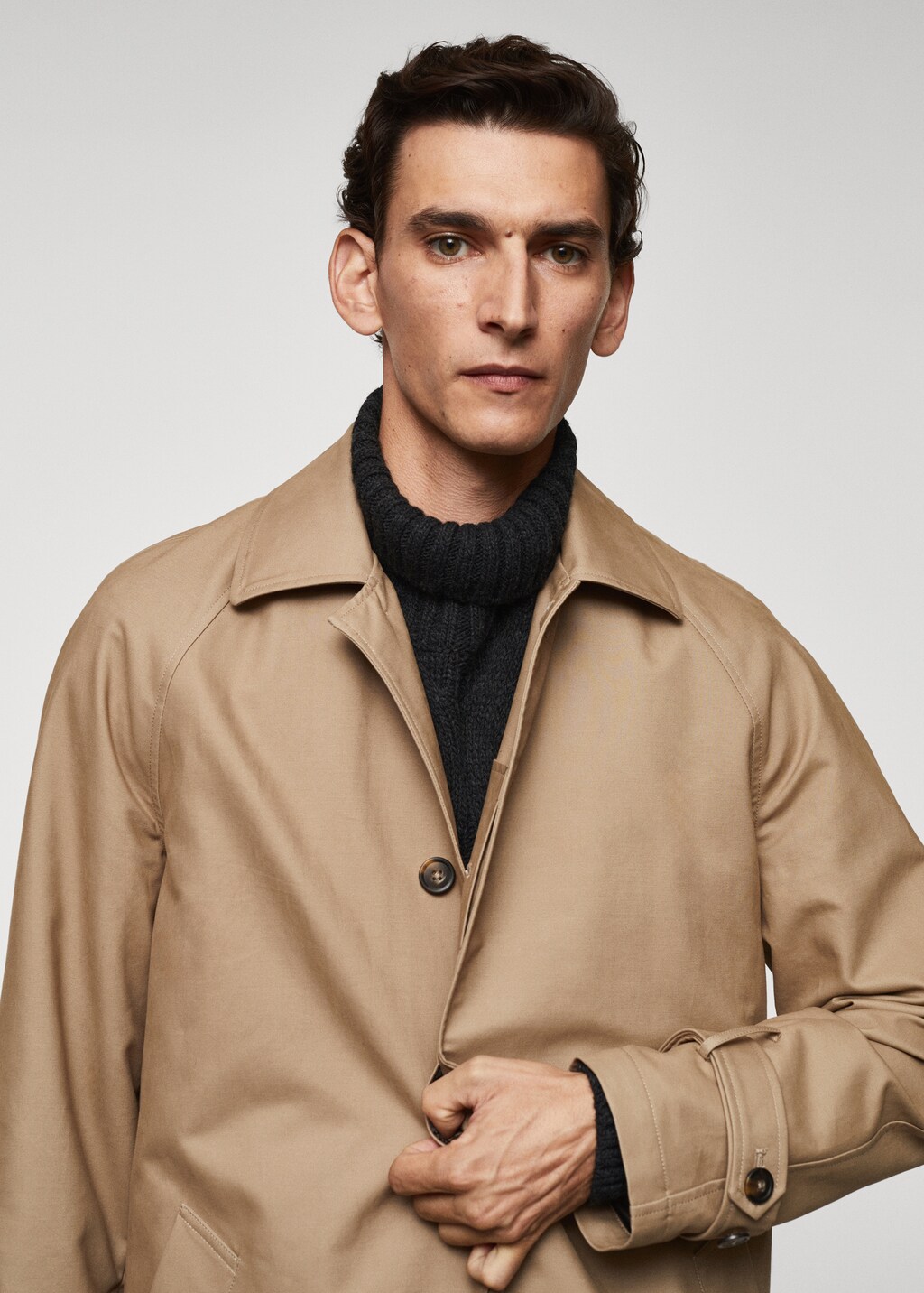 Water-repellent quilted trench coat - Details of the article 1