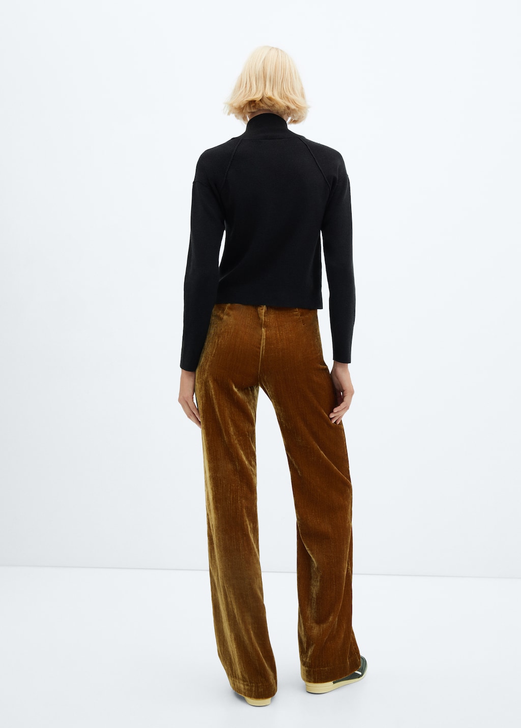 Velvet trousers with seam detail - Reverse of the article