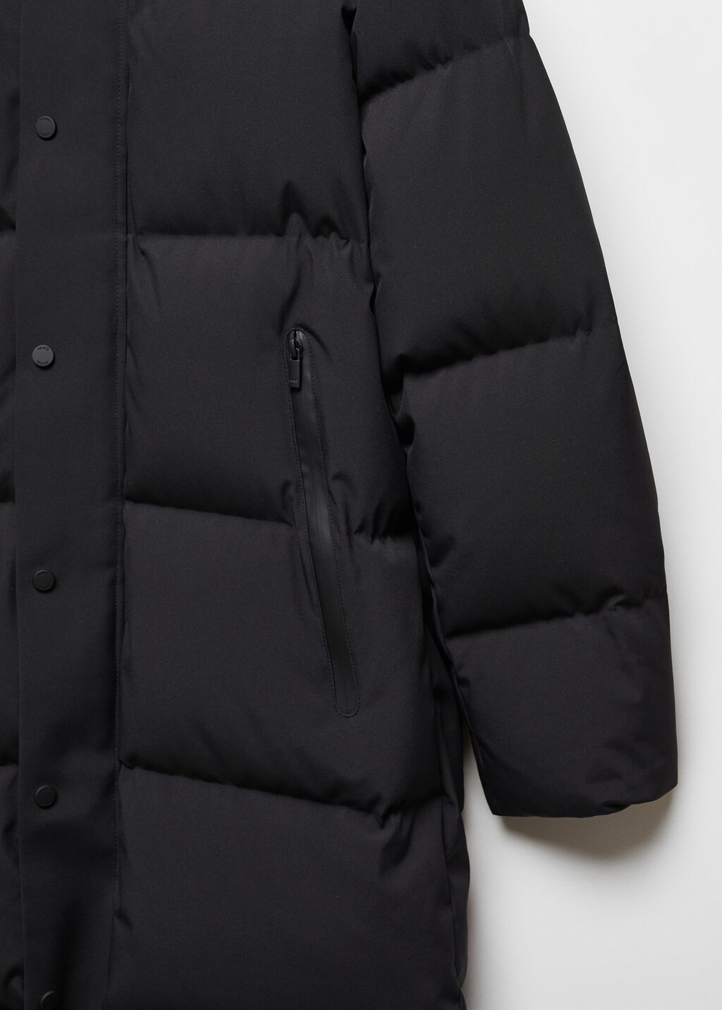 Water-repellent down anorak - Details of the article 8