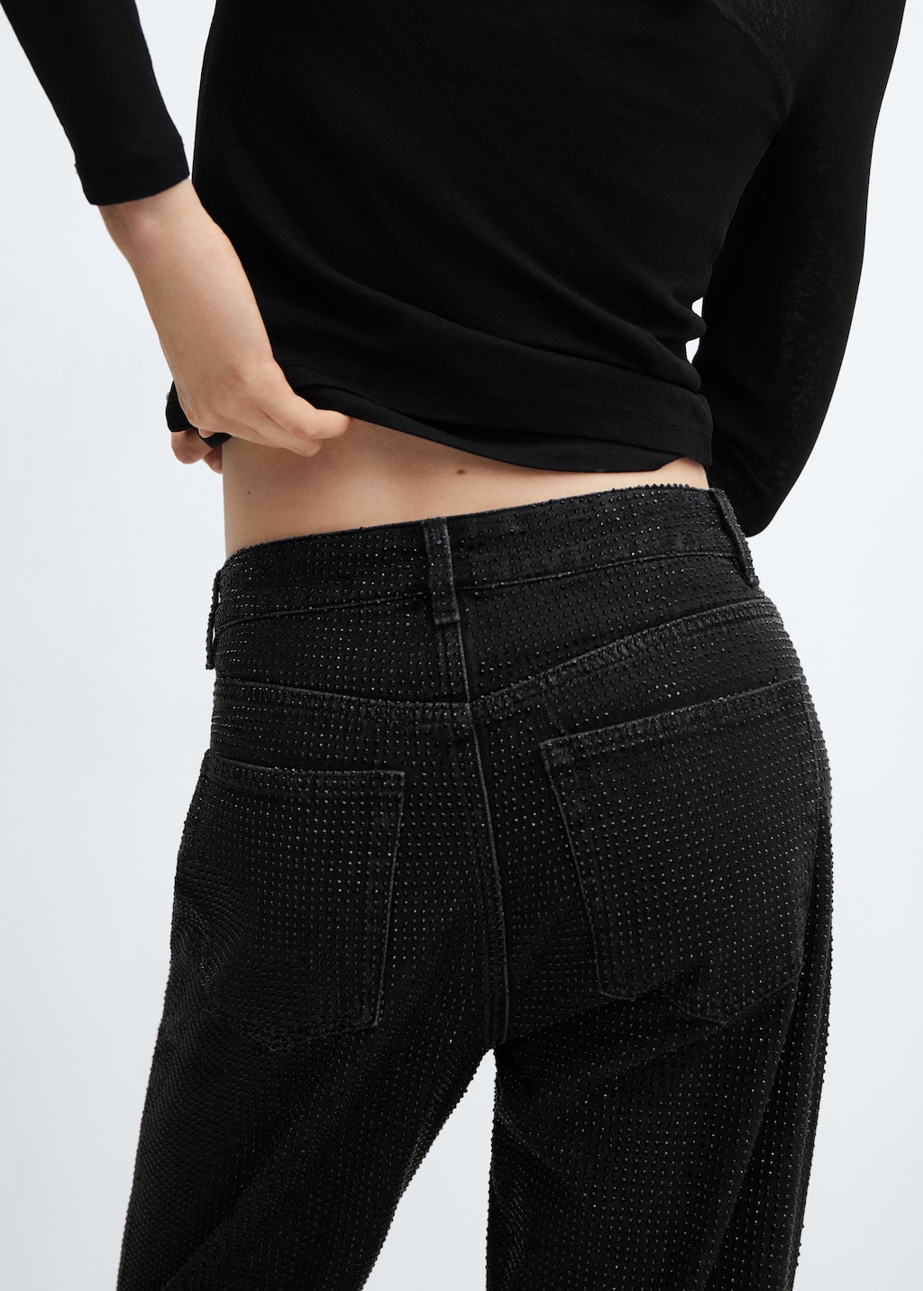 Straight jeans with rhinestone detail - Details of the article 2