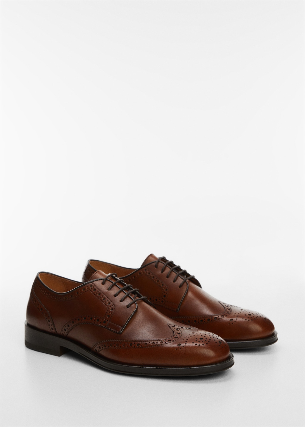 Die-cut leather dress shoes - Medium plane