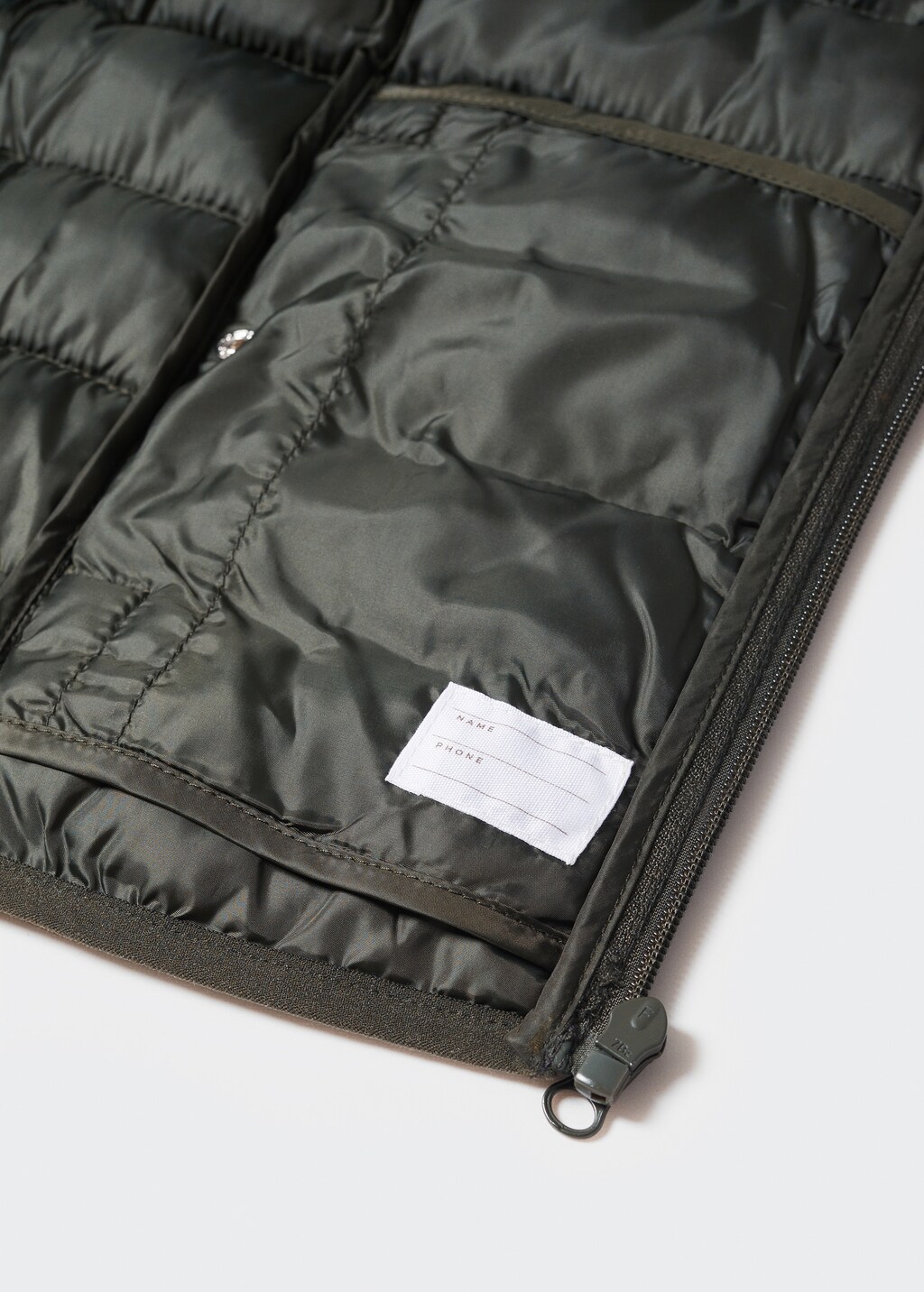 Hood quilted coat - Details of the article 8