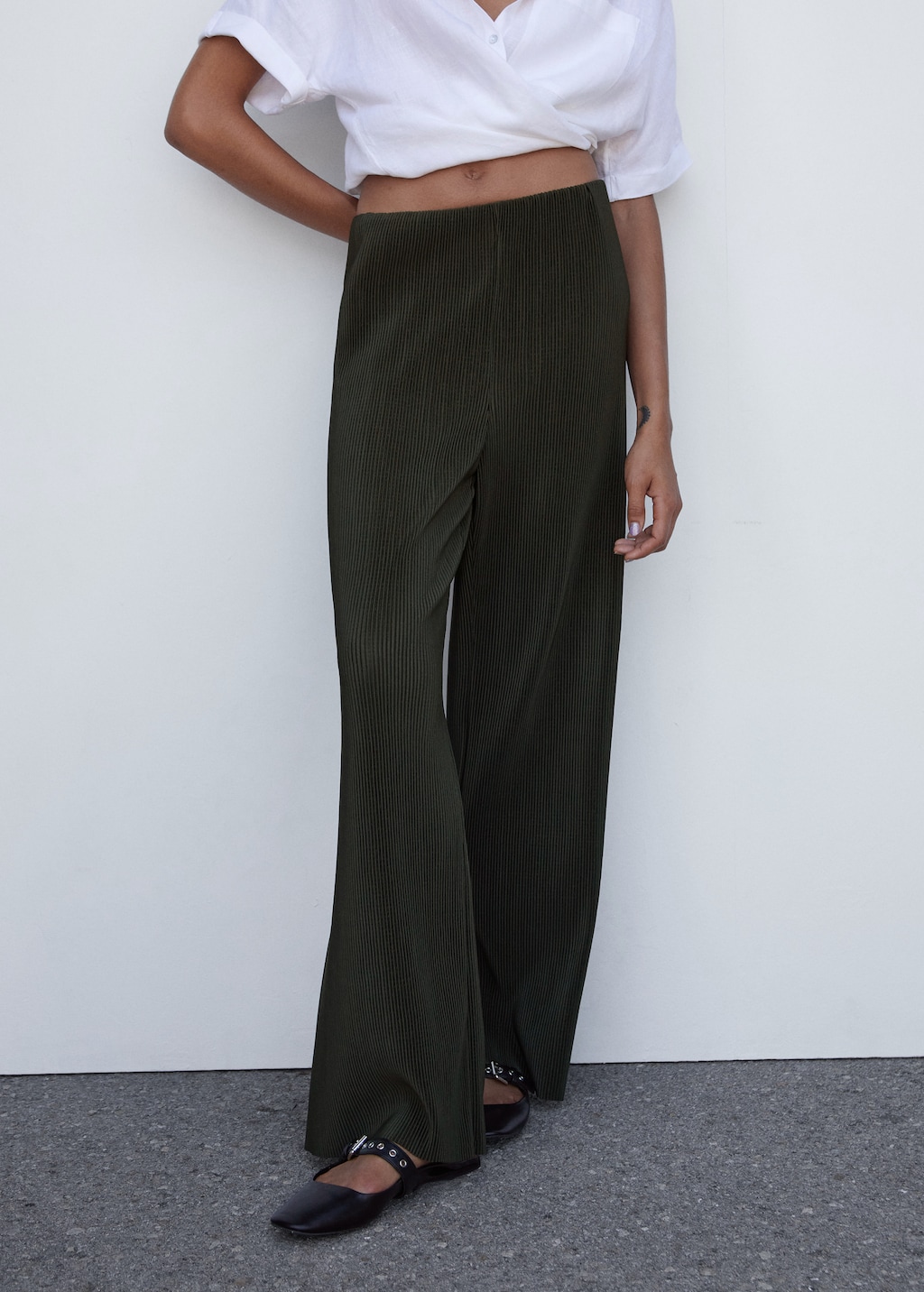 Pleated straight trousers - Medium plane