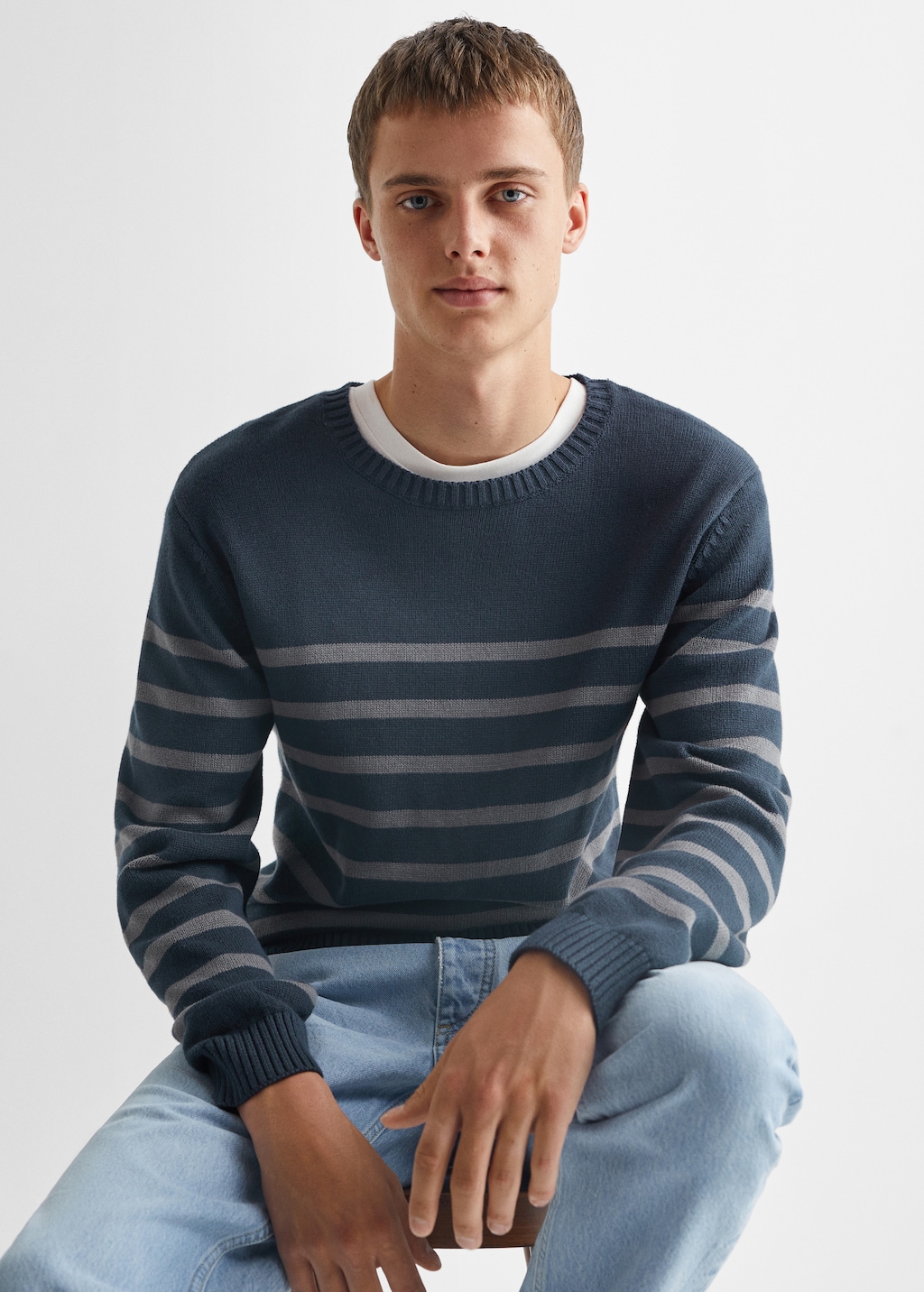 Striped knit sweater - Details of the article 1