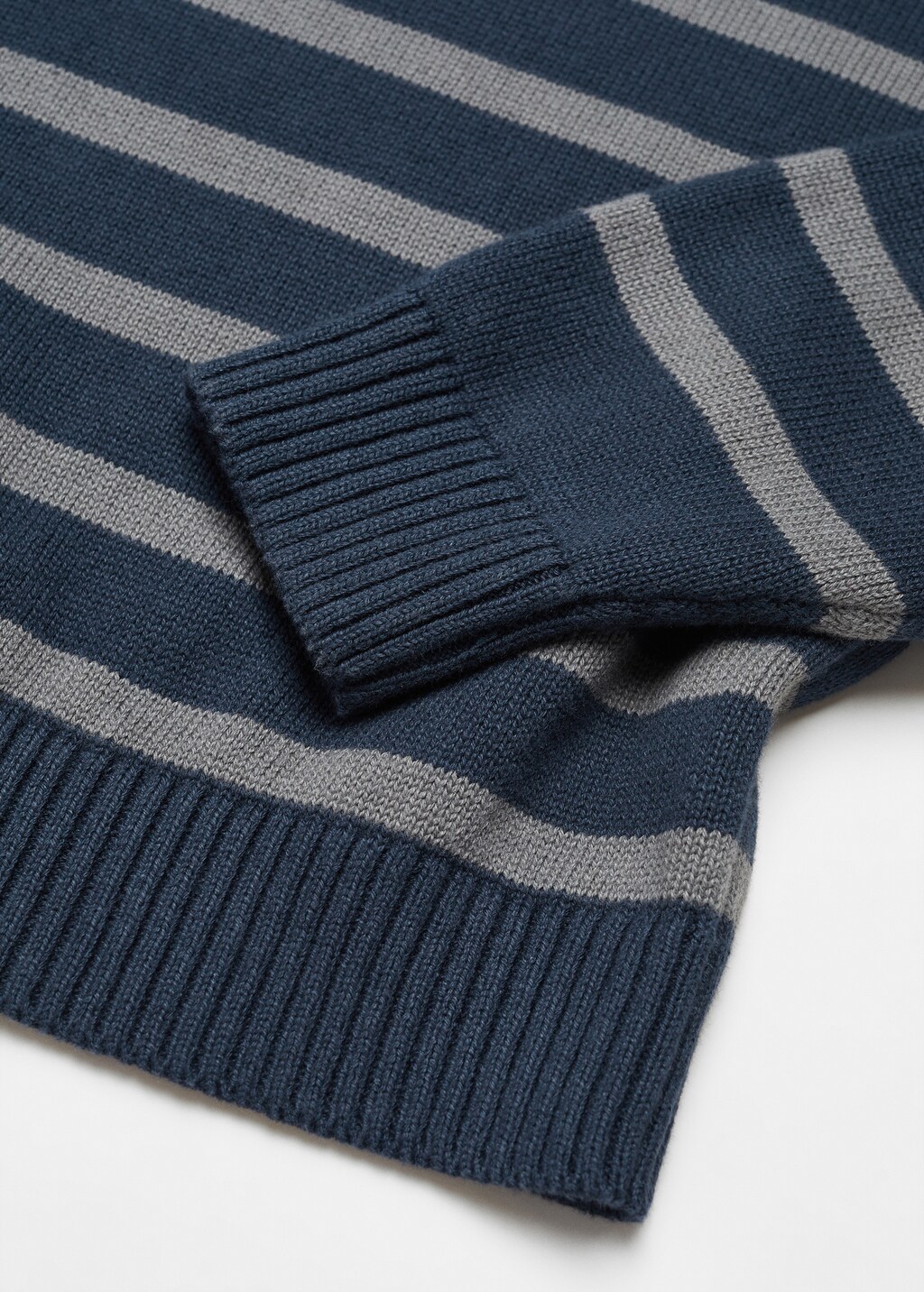 Striped knit sweater - Details of the article 8