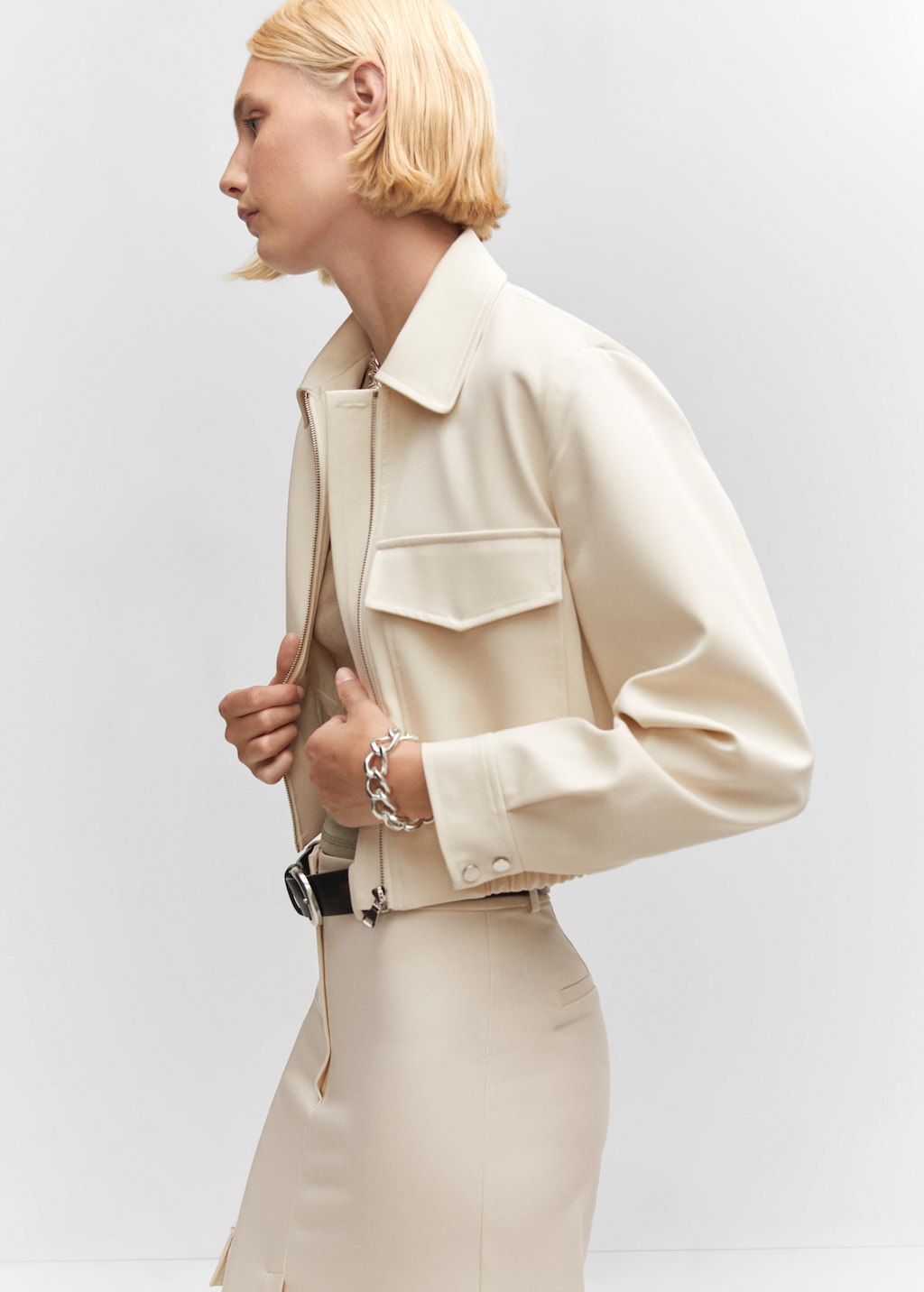 Bomber jacket with pocket - Details of the article 6