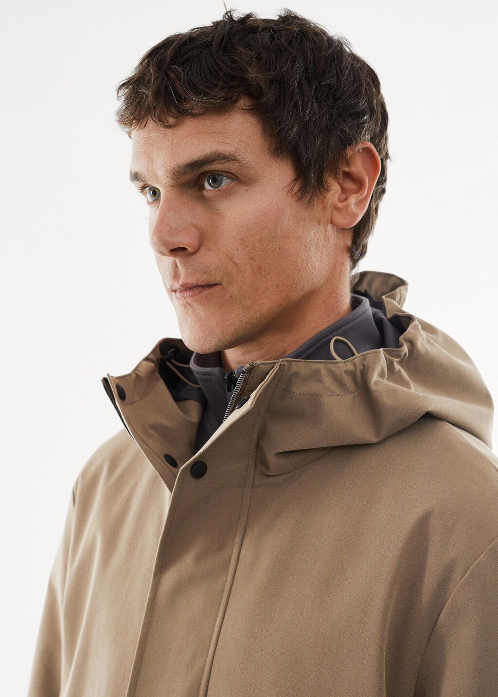 Water-repellent hooded parka - Details of the article 1