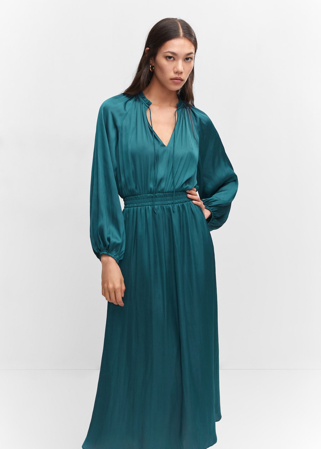 Puffed sleeves satin dress - Medium plane