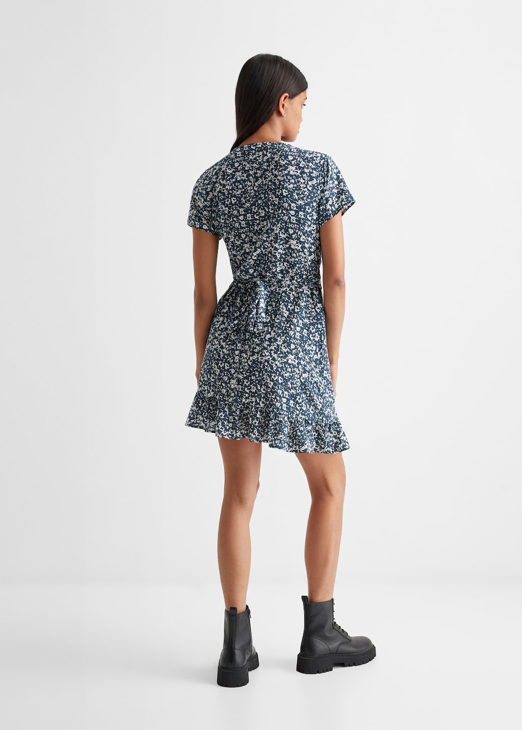 Ruffled printed dress - Reverse of the article