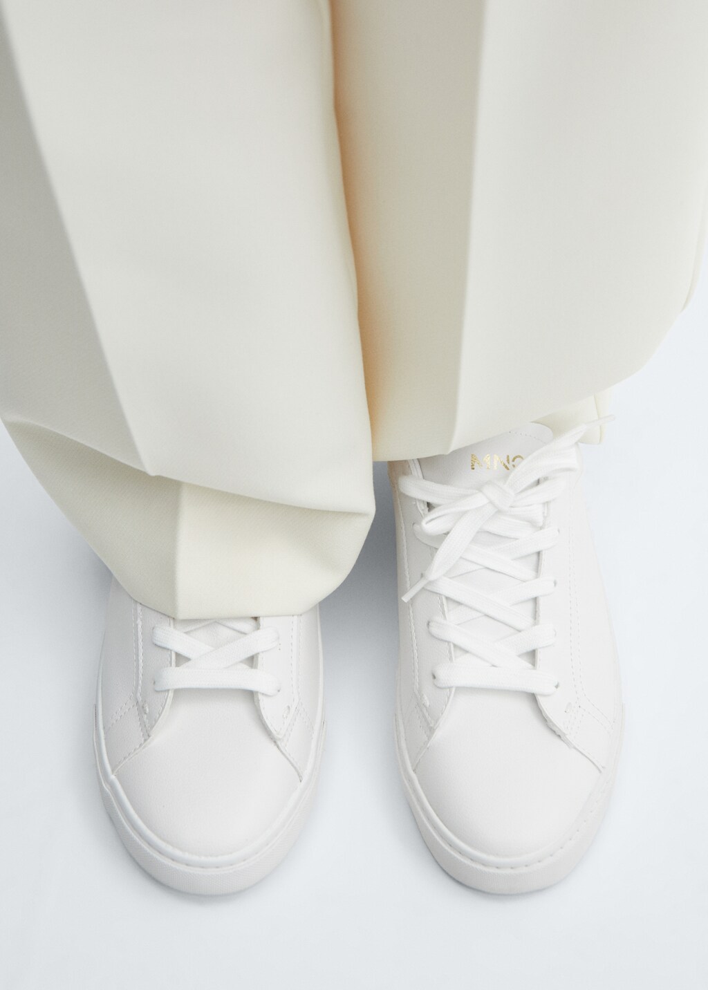 Lace-up sneakers - Details of the article 9