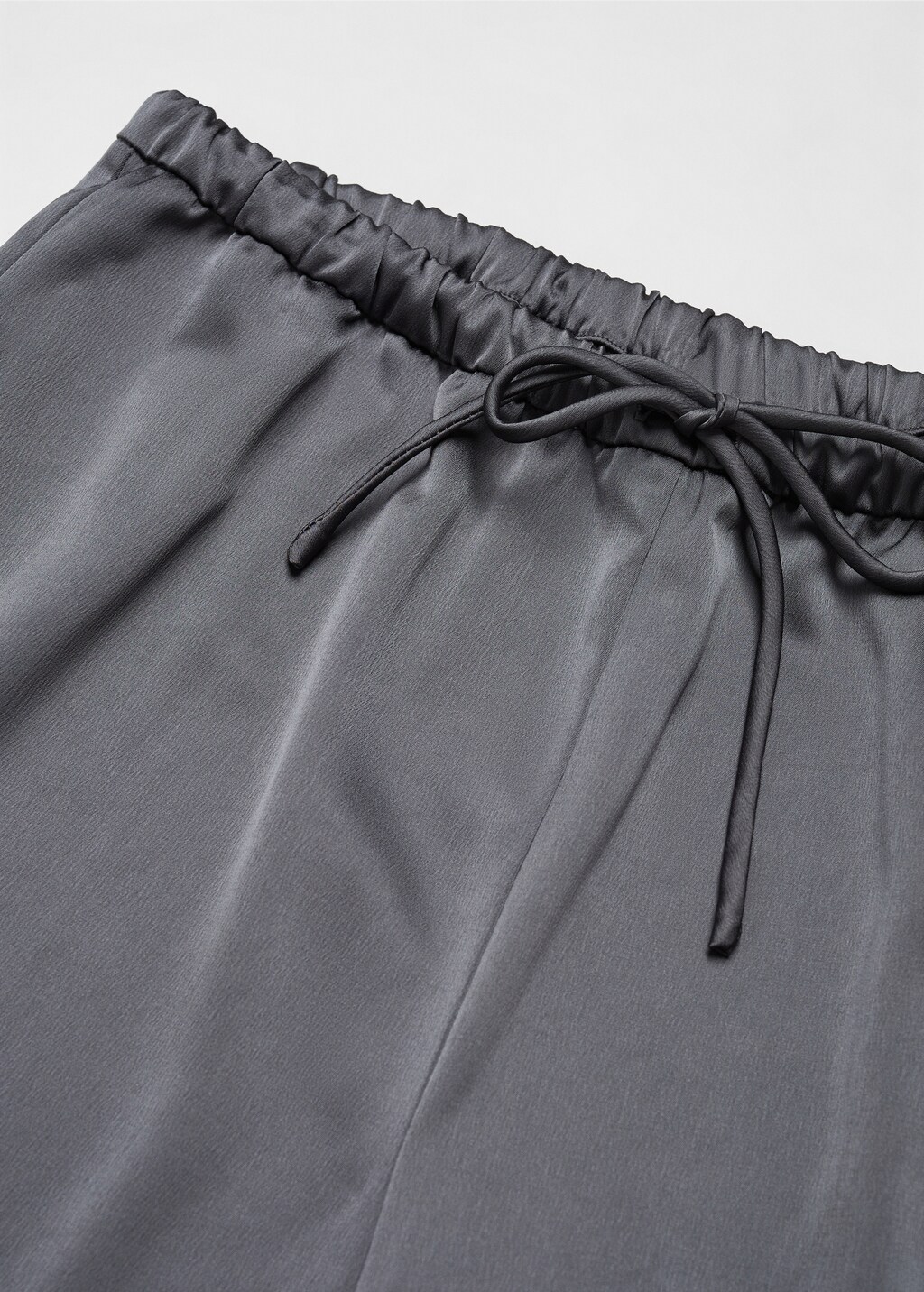 Satin-finish elastic waist trousers - Details of the article 8