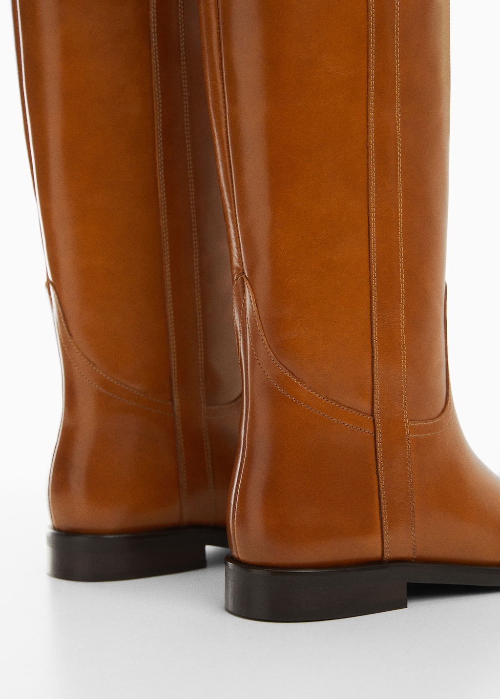 Leather high boots - Details of the article 2