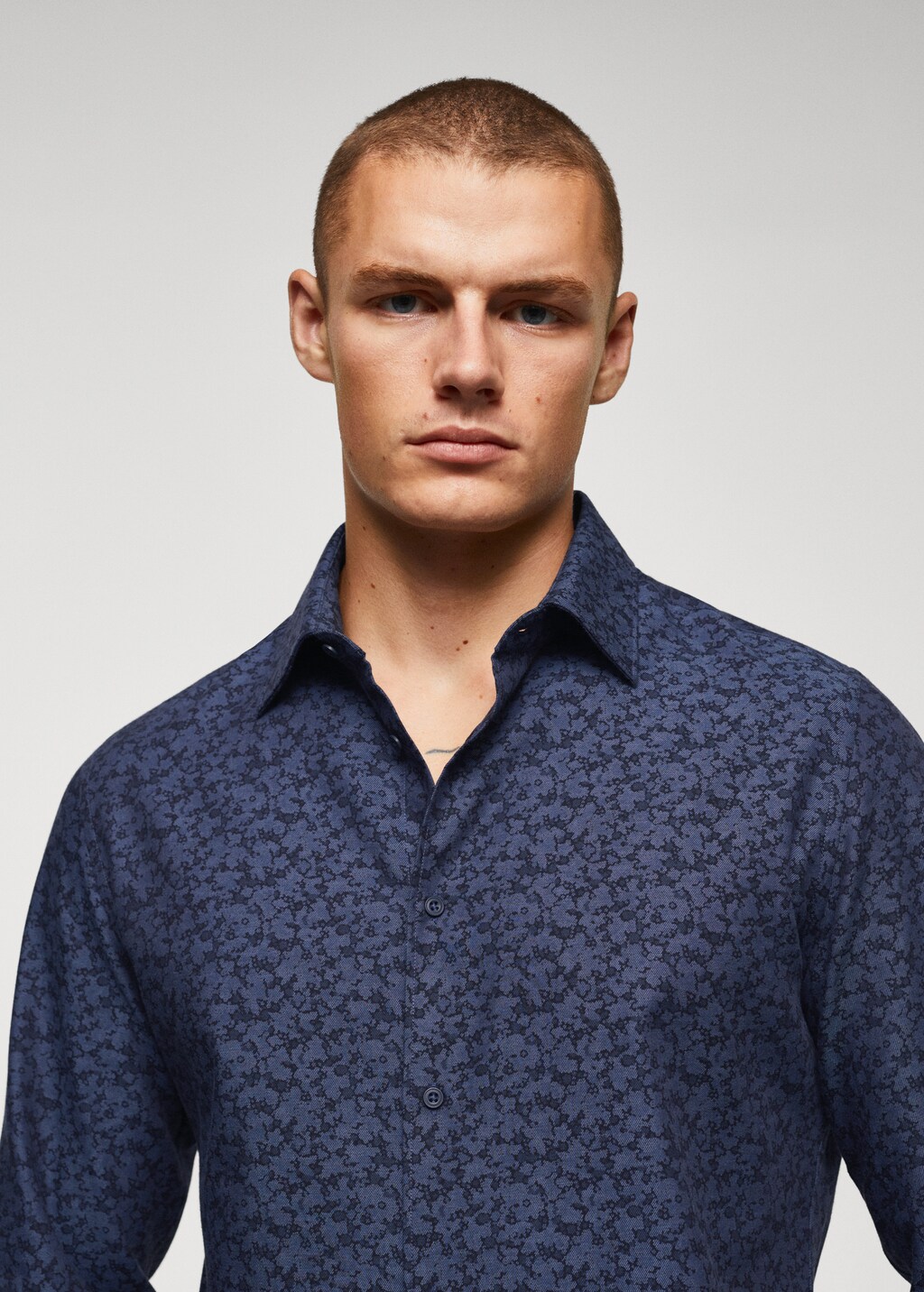 100% cotton printed shirt - Details of the article 1