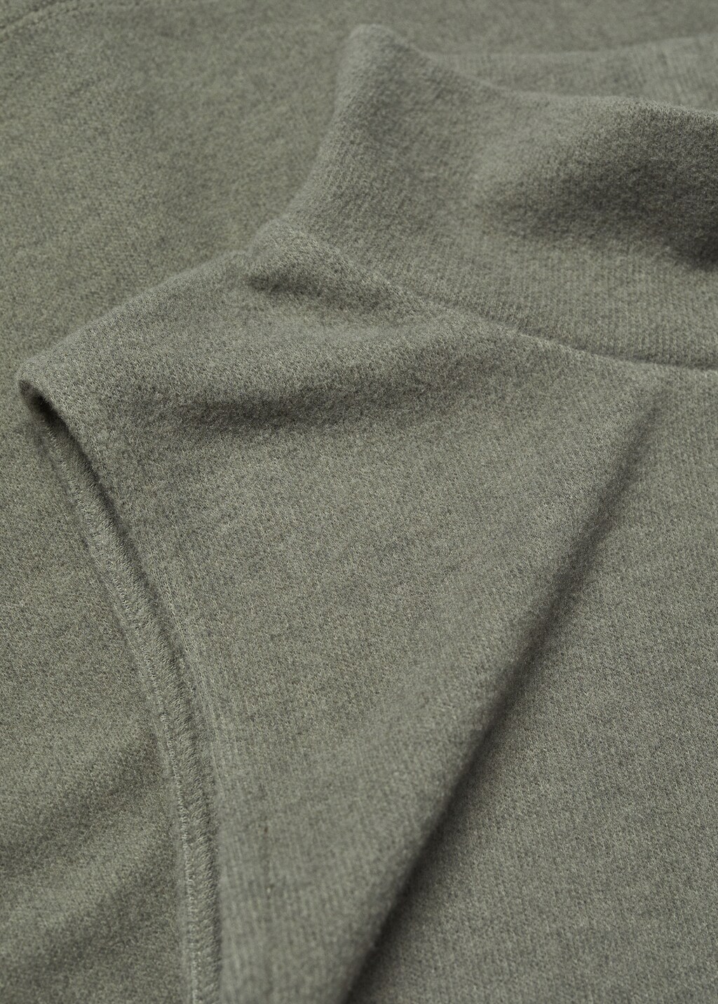 Turtleneck knitted top - Details of the article 8