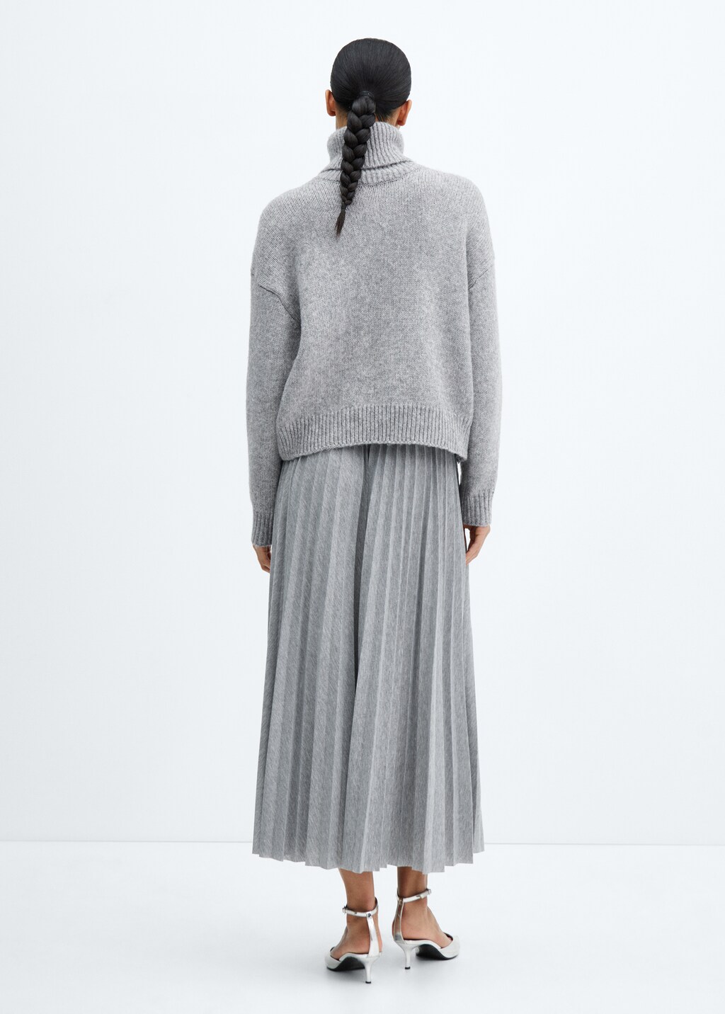 Grey flared pleated skirt best sale