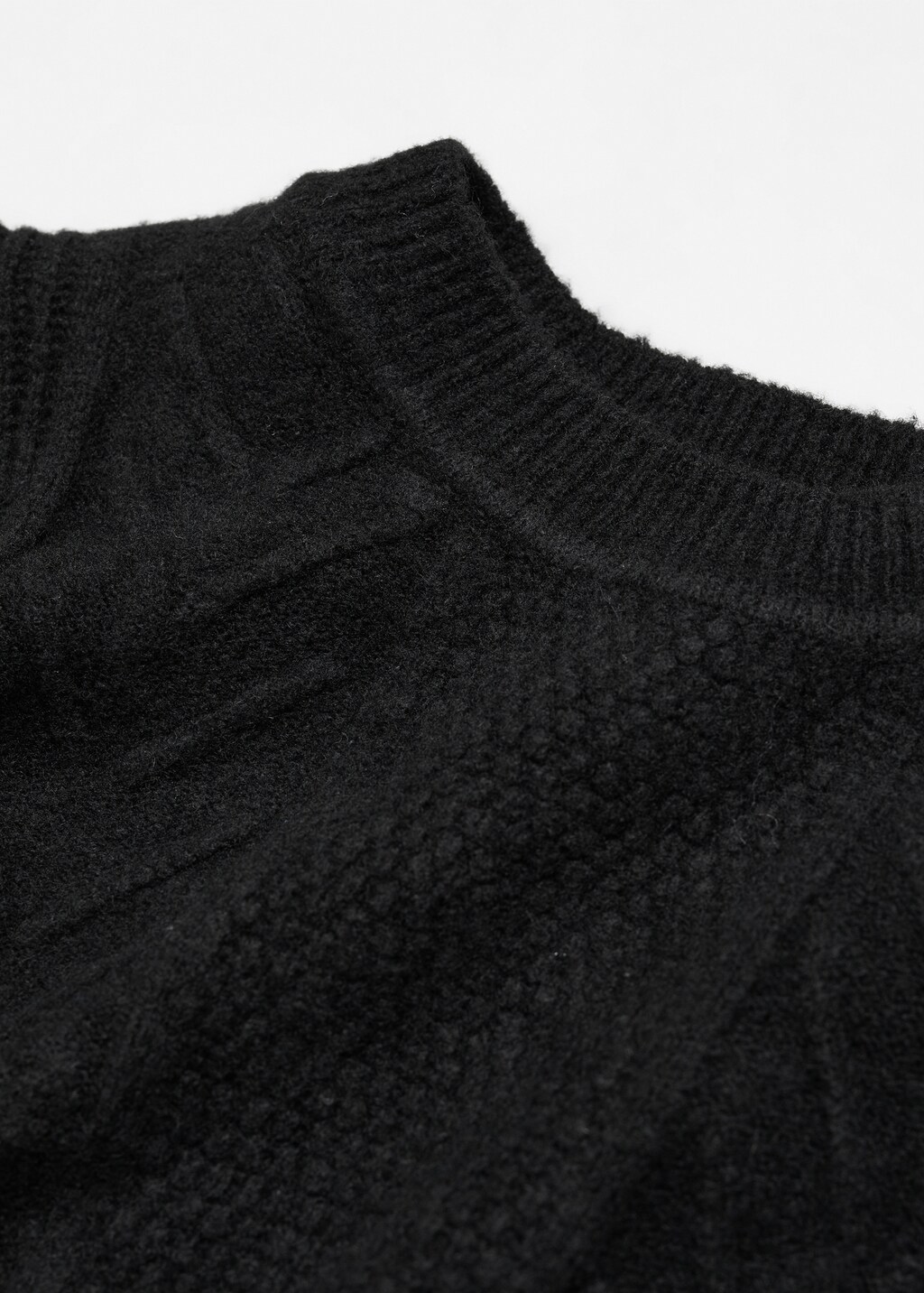 Chunky-knit sweater - Details of the article 8