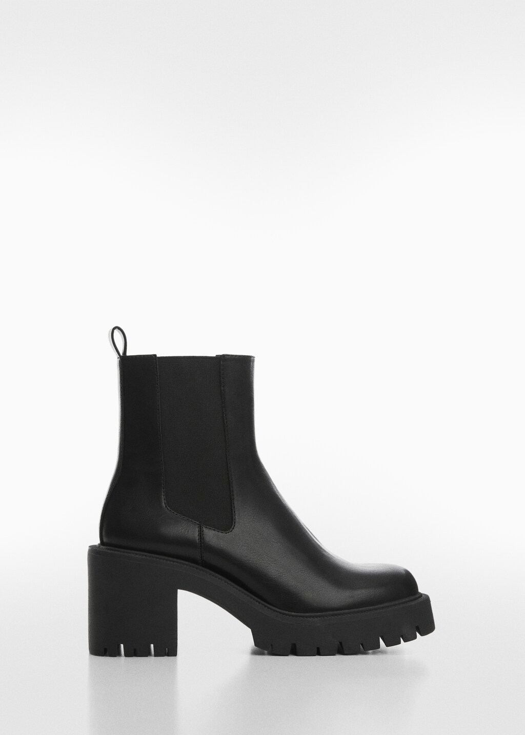 Track sole Chelsea boots - Article without model