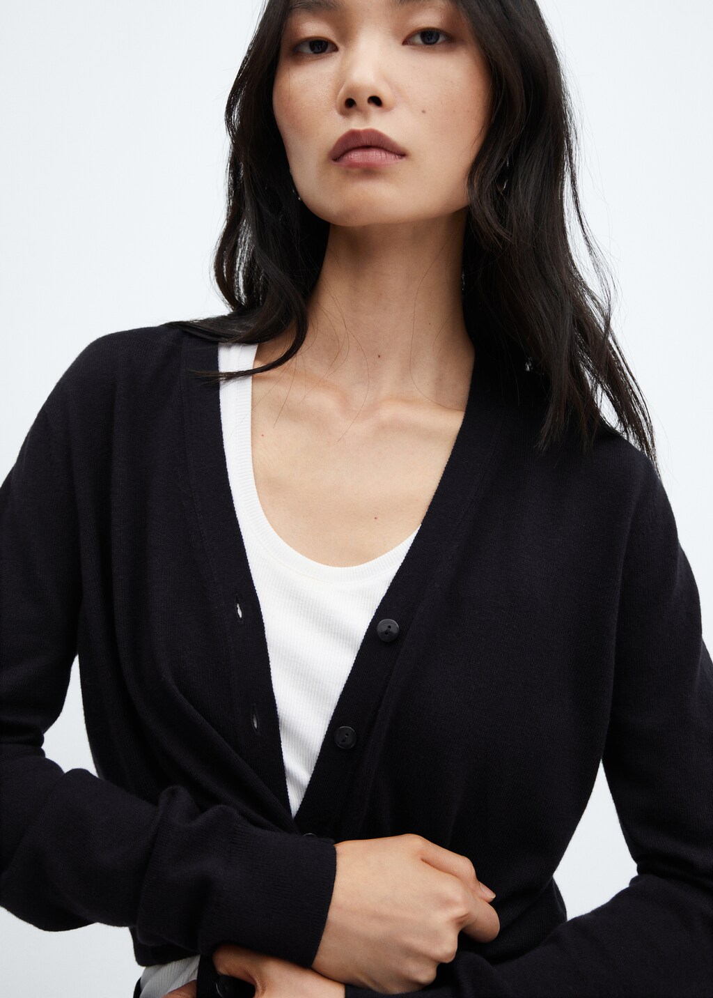 V-neck knitted cardigan - Details of the article 1