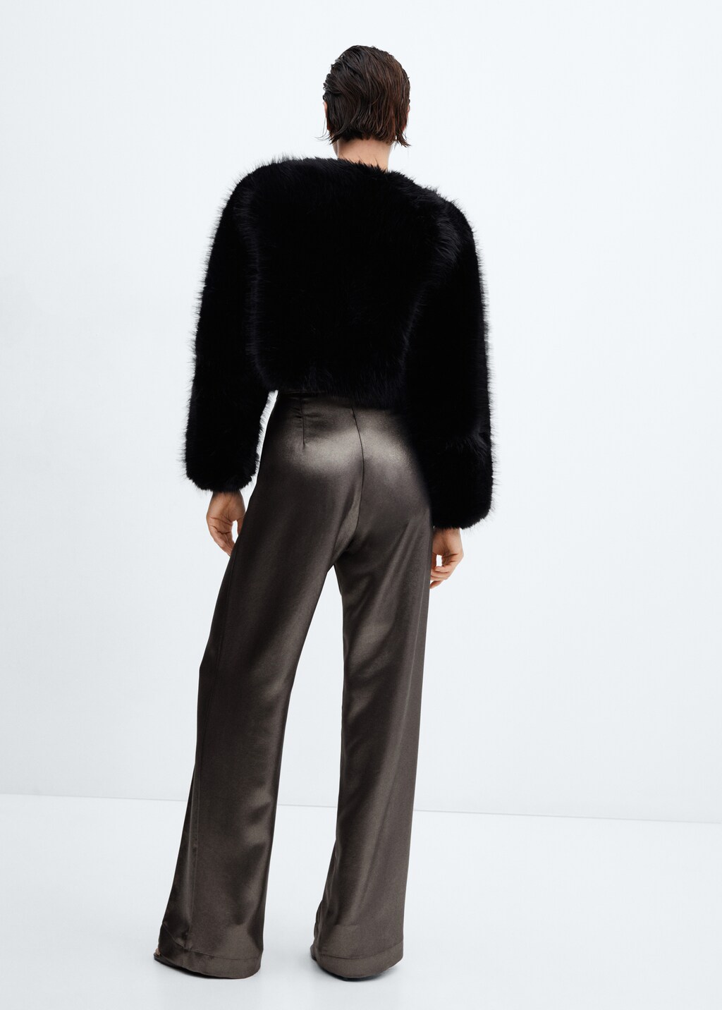 Metallic-effect trousers - Reverse of the article