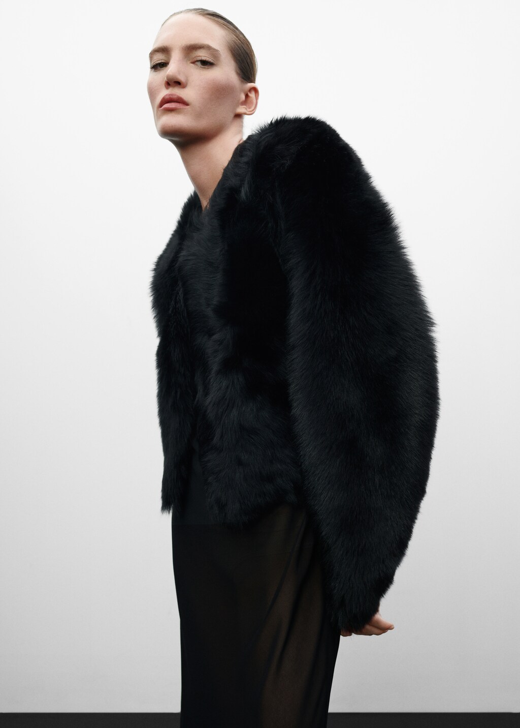 Reversible sheepskin fur-effect jacket - Details of the article 4