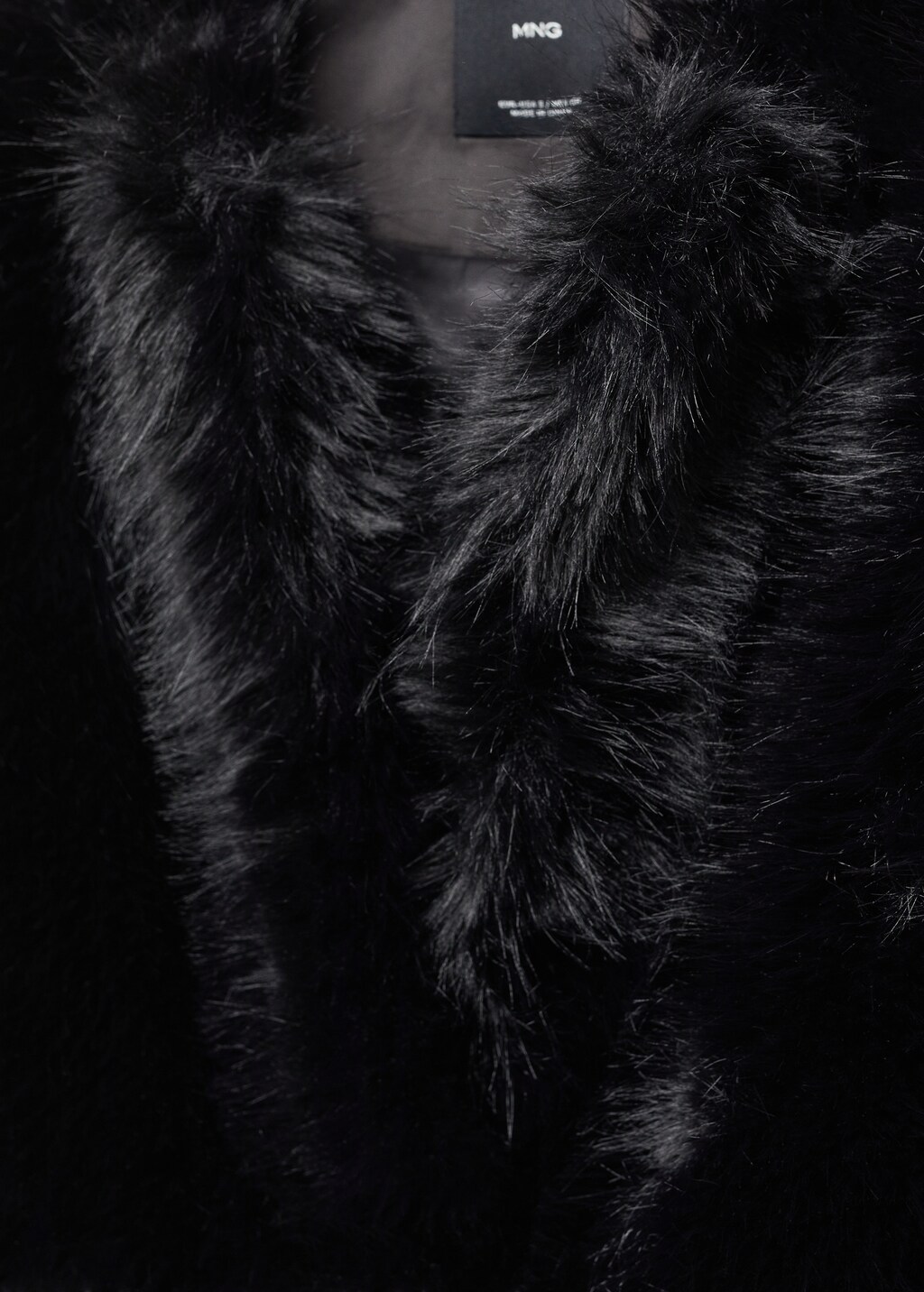 Fur effect jacket - Details of the article 8