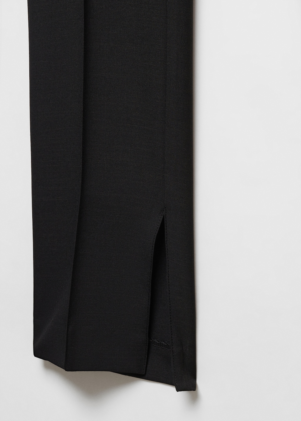 Side slit suit trousers - Details of the article 8