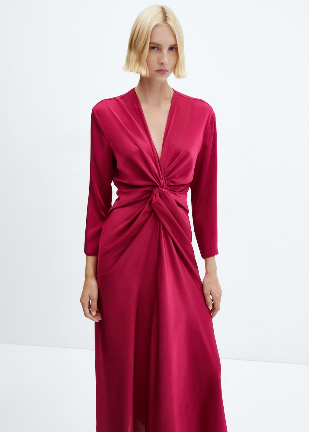 Satin dress with knot - Medium plane