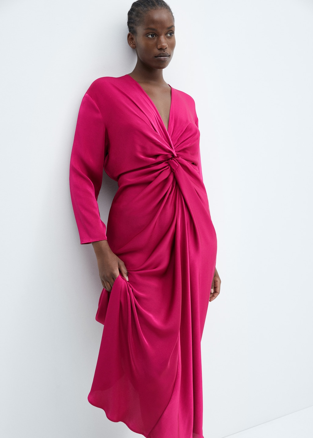 Satin dress with knot - Details of the article 4