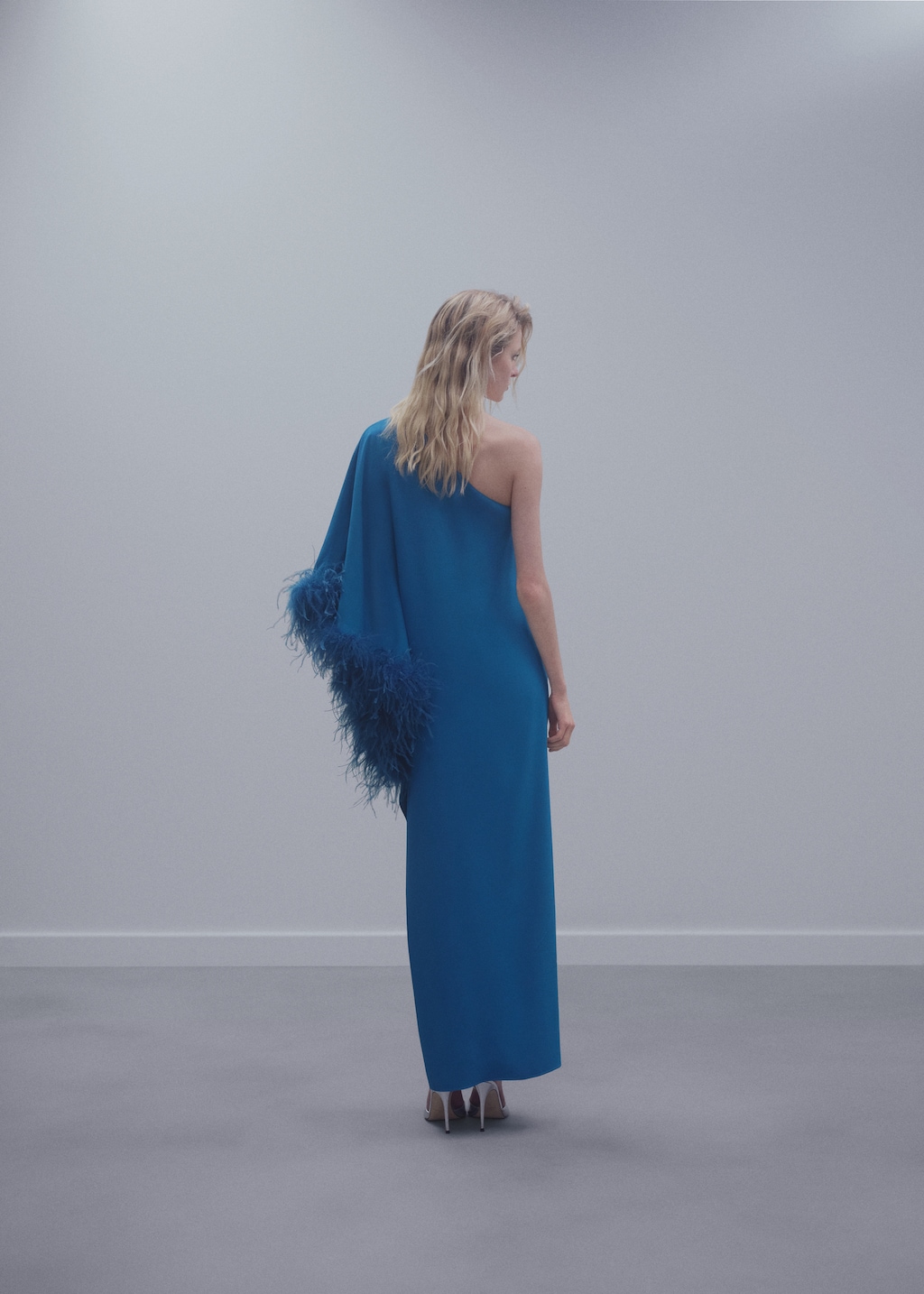 Asymmetrical satin dress with feather detail - Reverse of the article