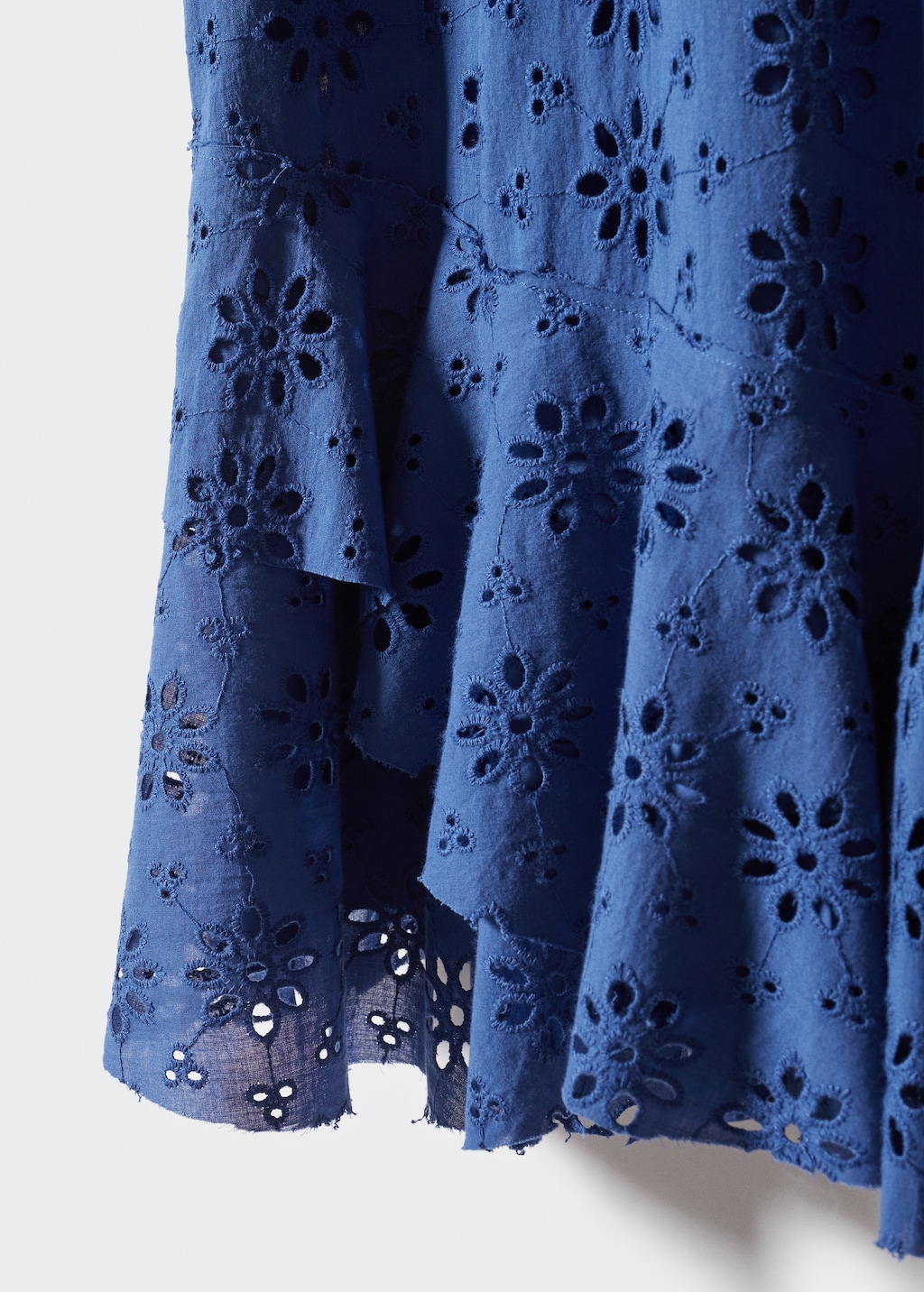 Embroidered openwork dress - Details of the article 8