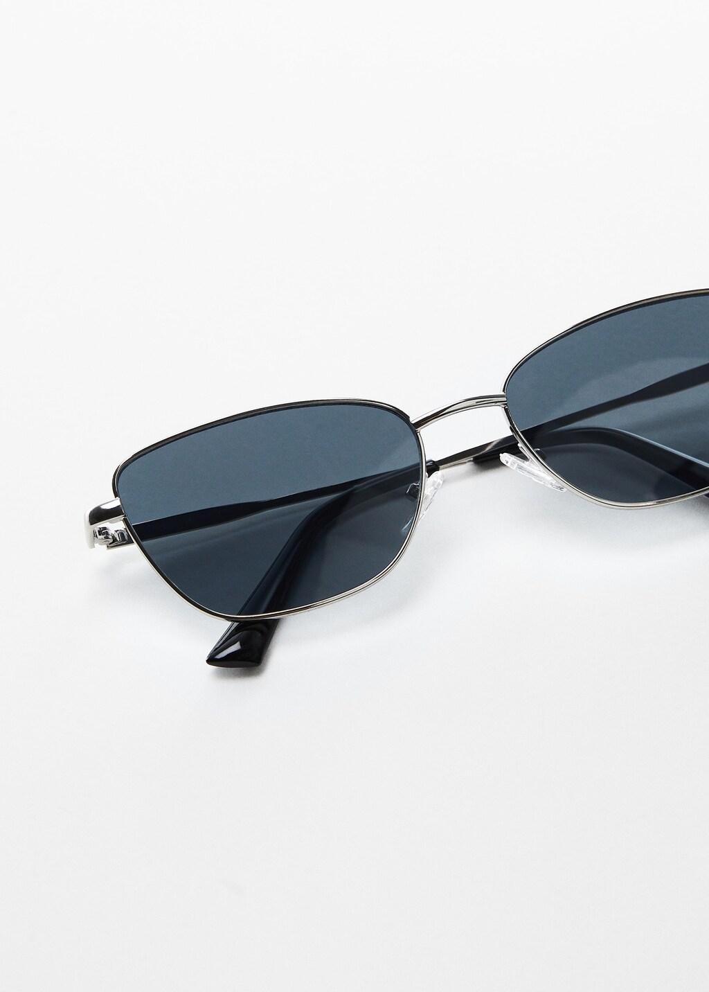 Metal bridge sunglasses - Details of the article 5