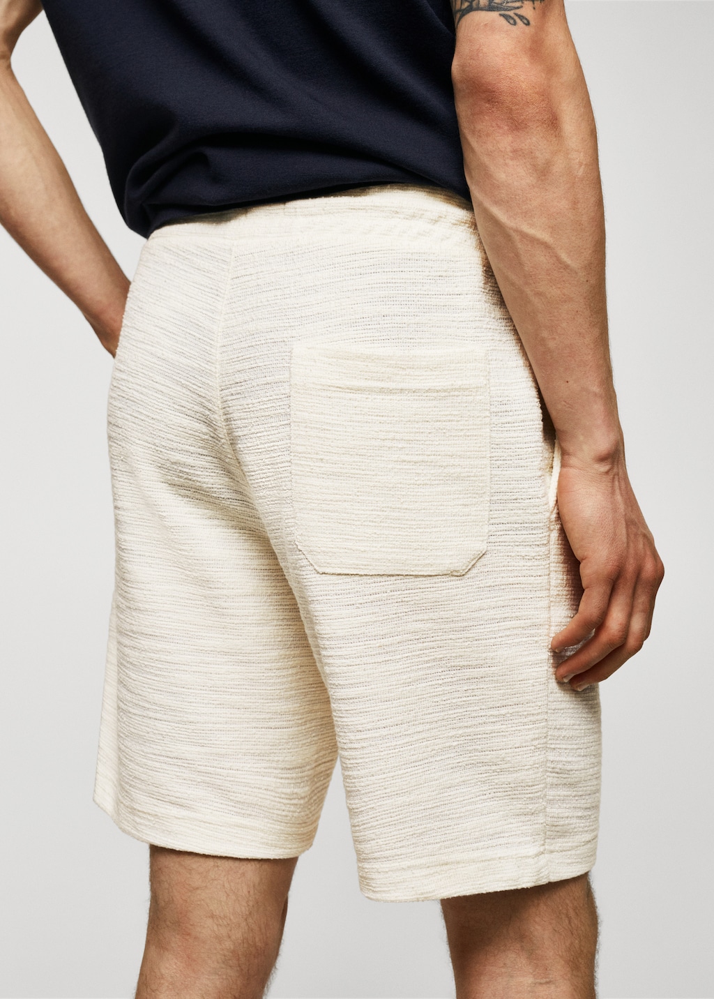 Structured cotton Bermuda - Details of the article 2