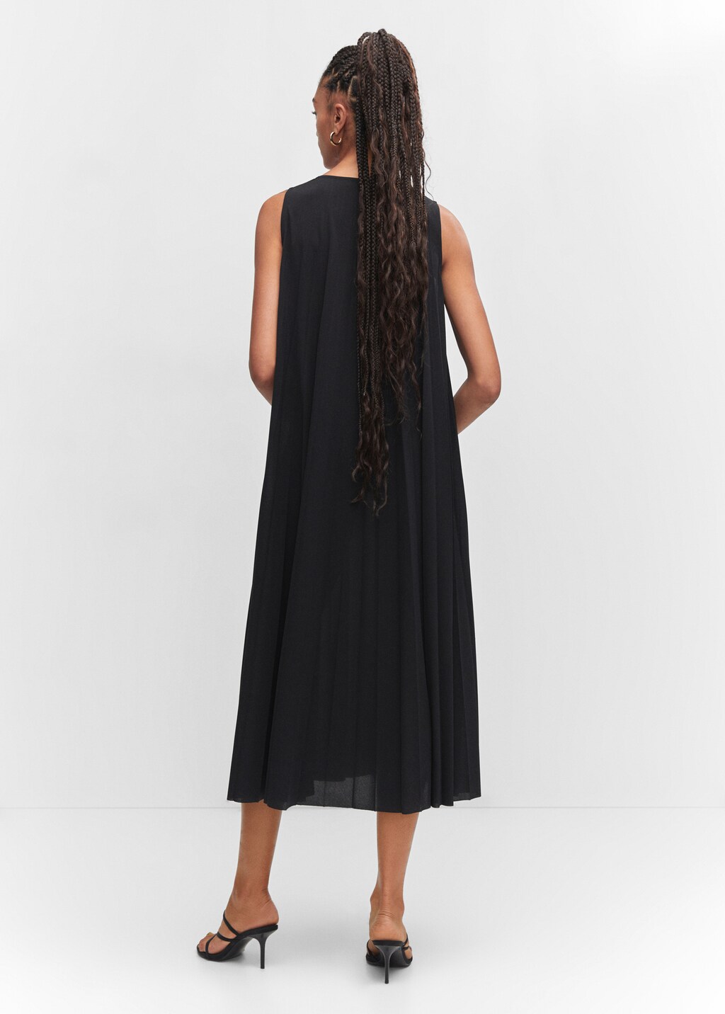 Pleated midi dress - Reverse of the article