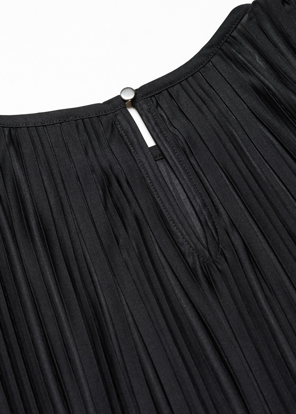 Oversize pleated t-shirt - Details of the article 8