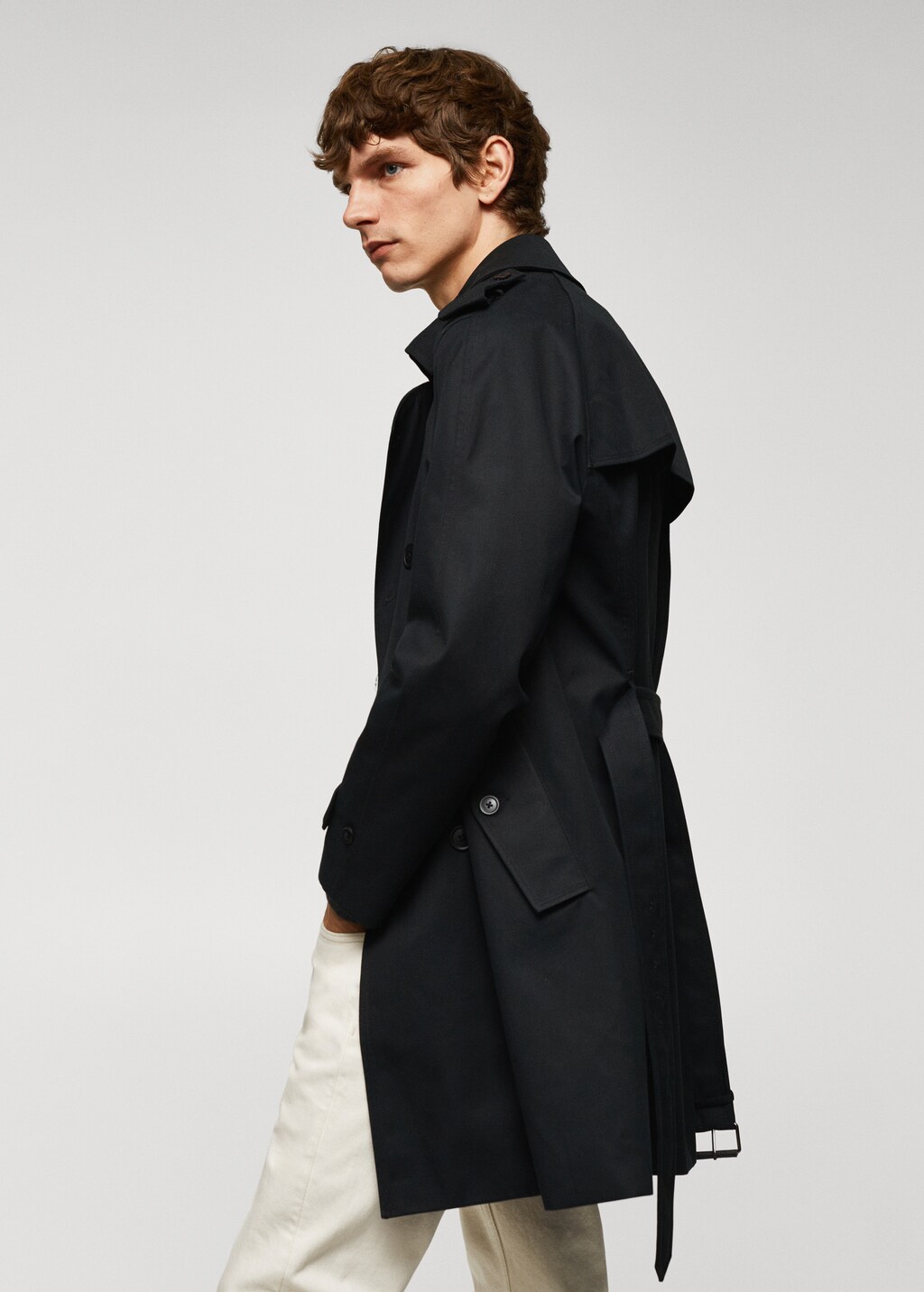 Classic water-repellent trench coat - Details of the article 2