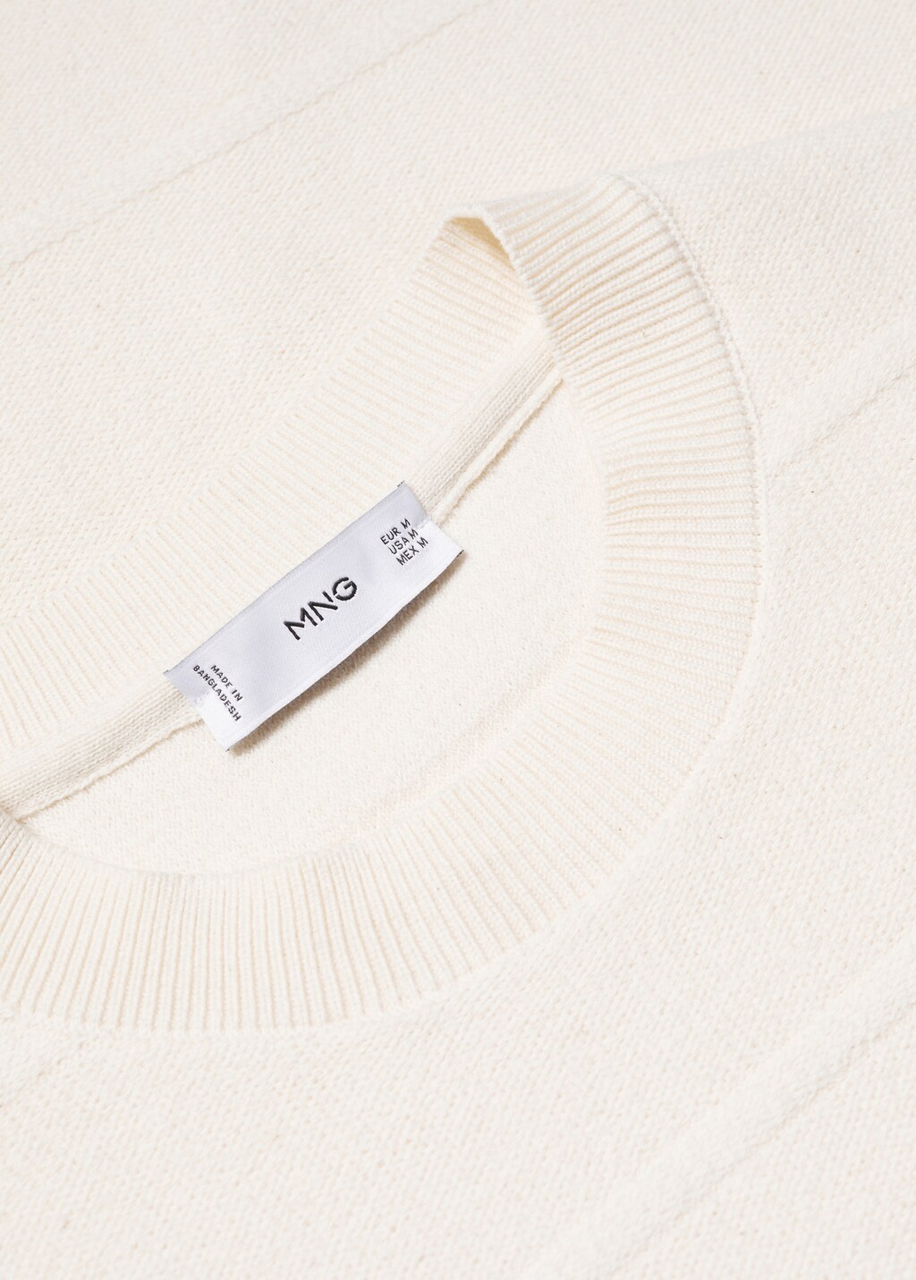 Cotton knitted t-shirt with striped structure - Details of the article 8