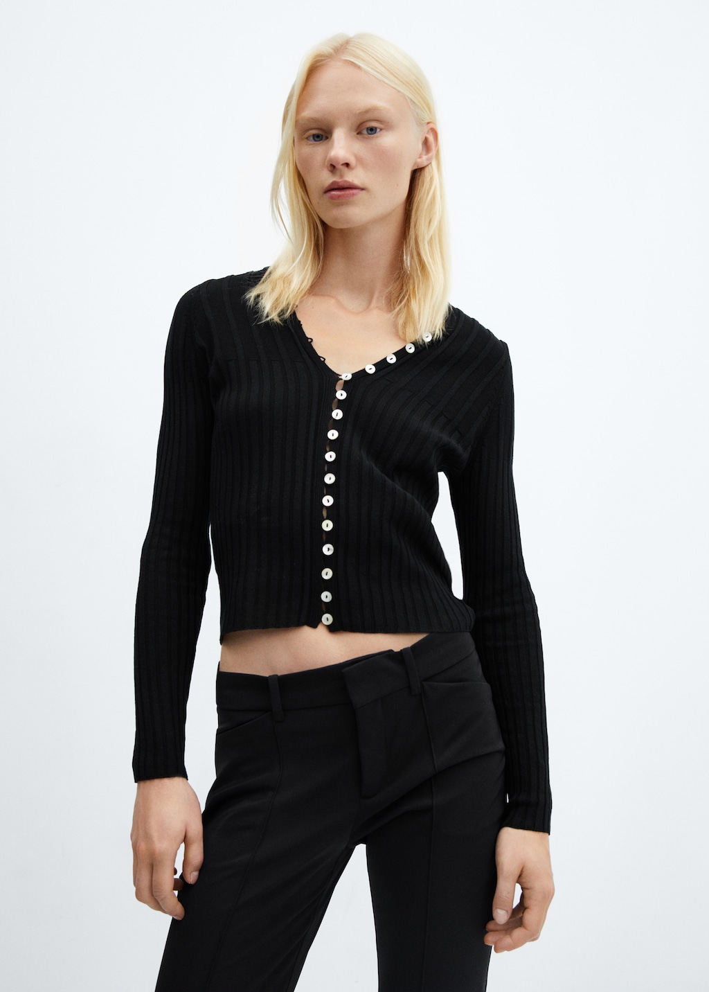 Buttoned ribbed cardigan - Medium plane