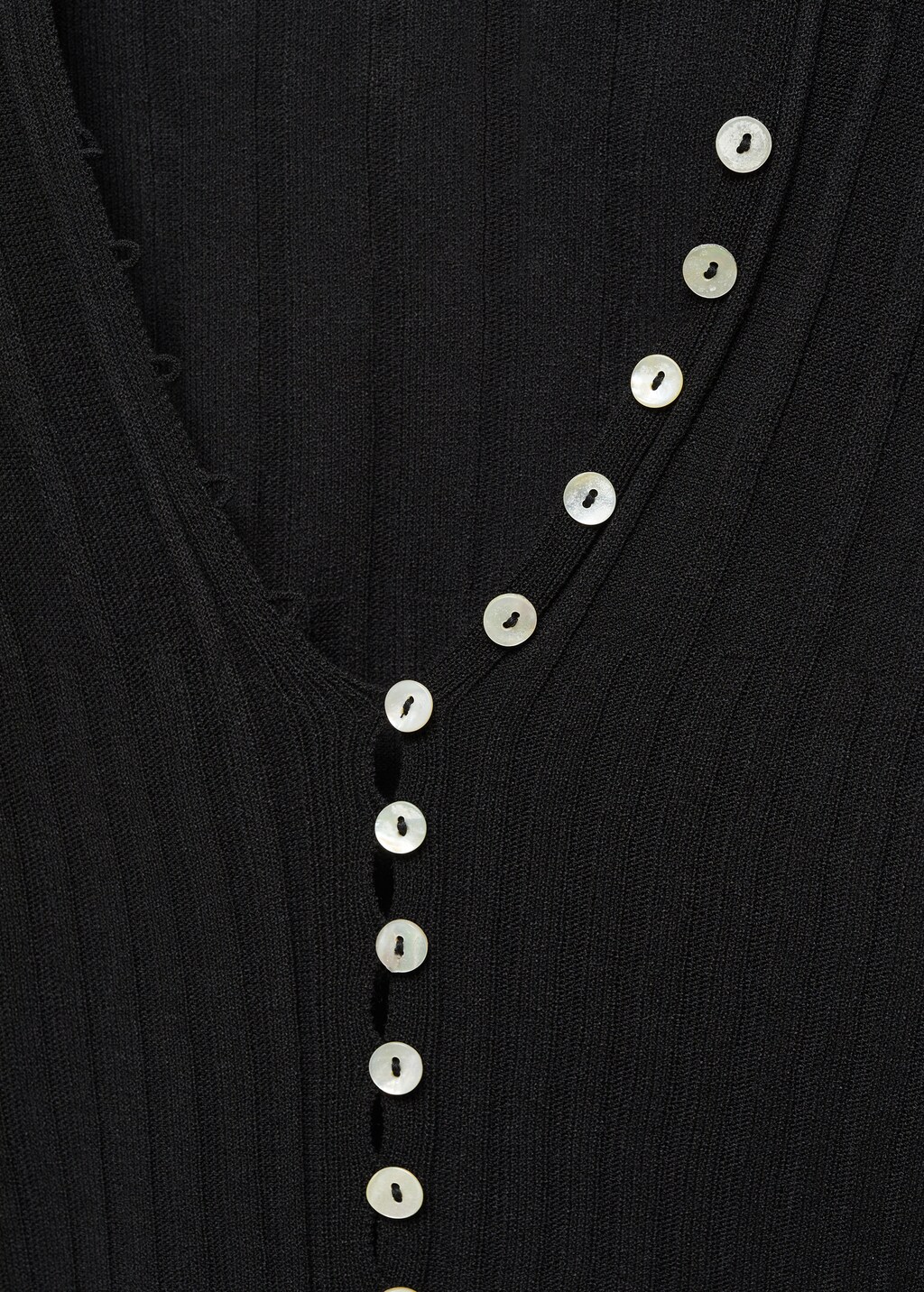 Buttoned ribbed cardigan - Details of the article 8