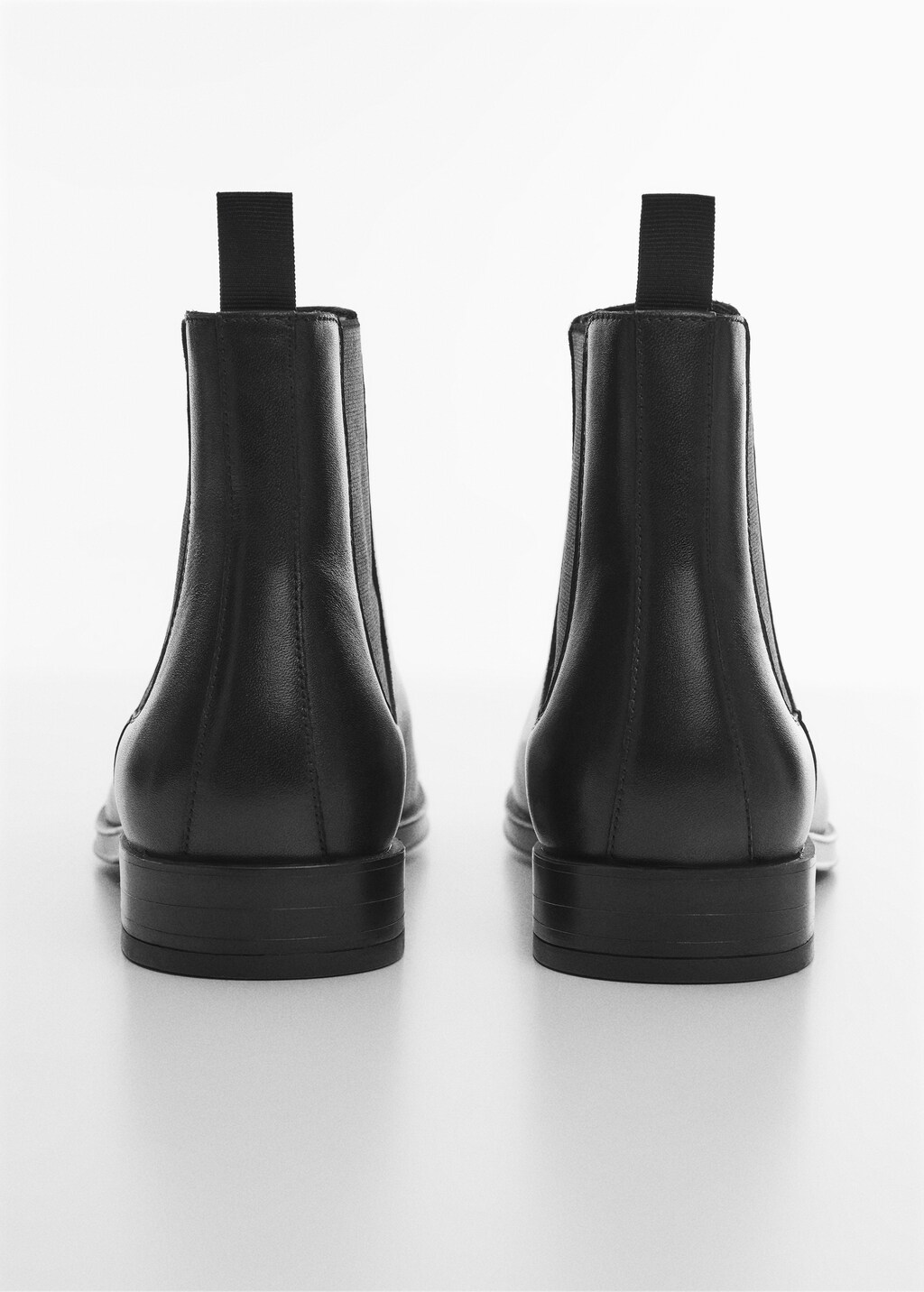 Polished leather chelsea boots - Details of the article 1