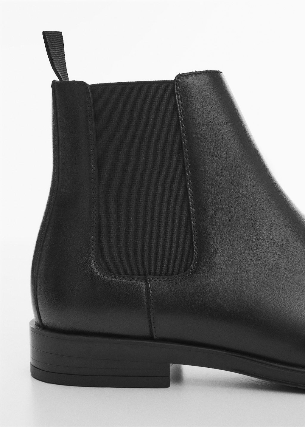 Polished leather chelsea boots - Details of the article 2