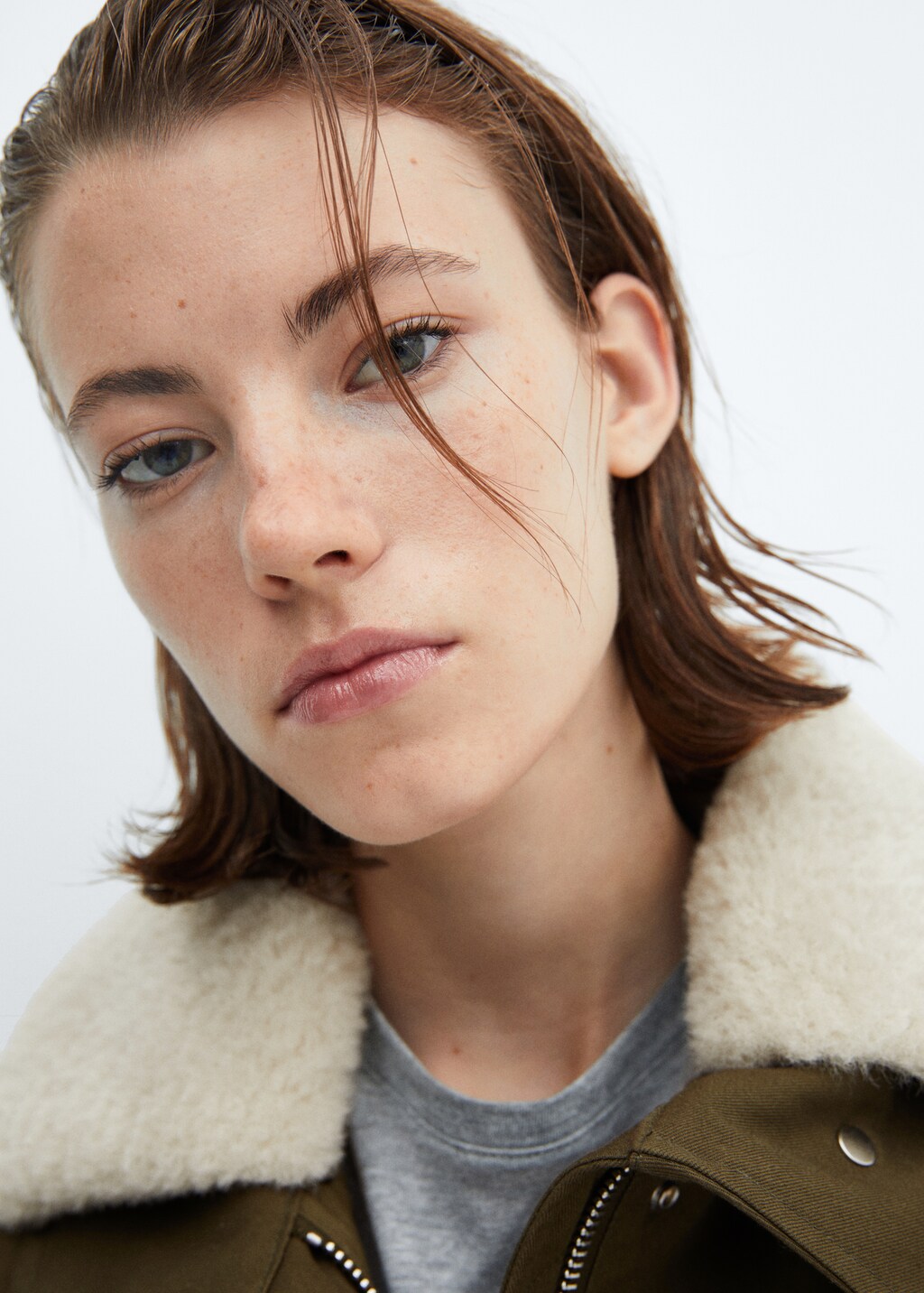 Parka with detachable fur-effect collar - Details of the article 1