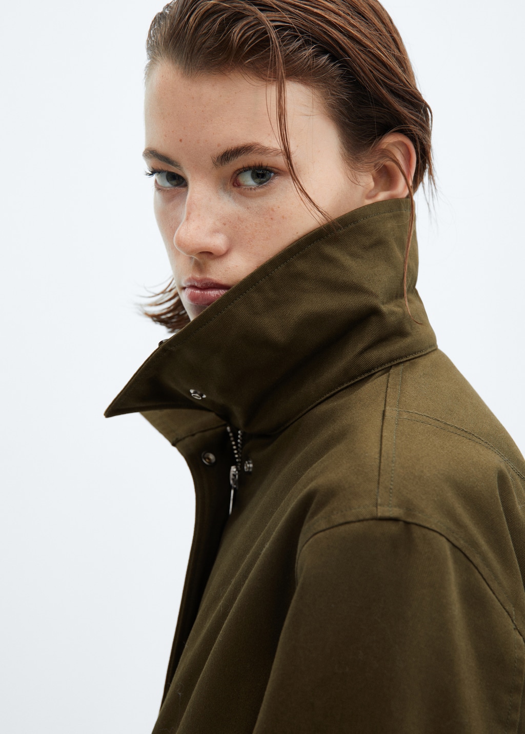 Parka with detachable fur-effect collar - Details of the article 2