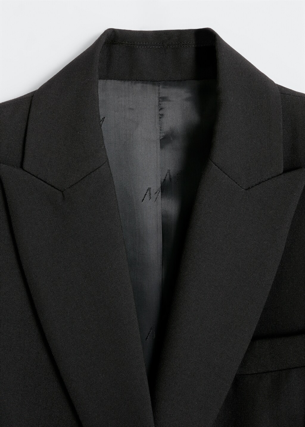 Double-breasted suit jacket - Details of the article 8