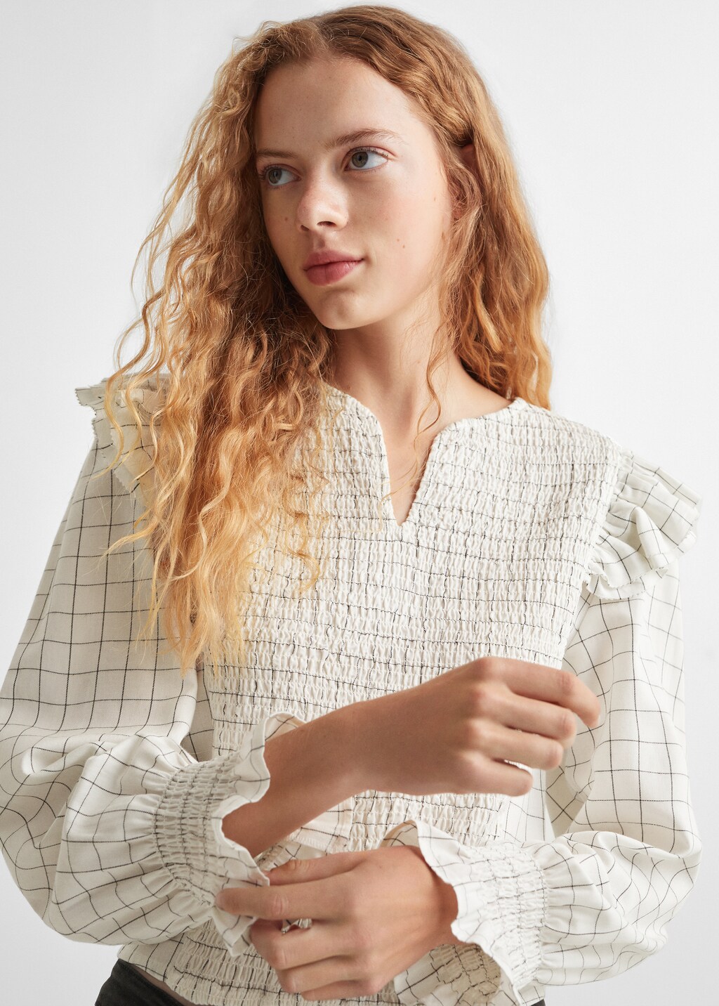 Checked frill blouse - Details of the article 1