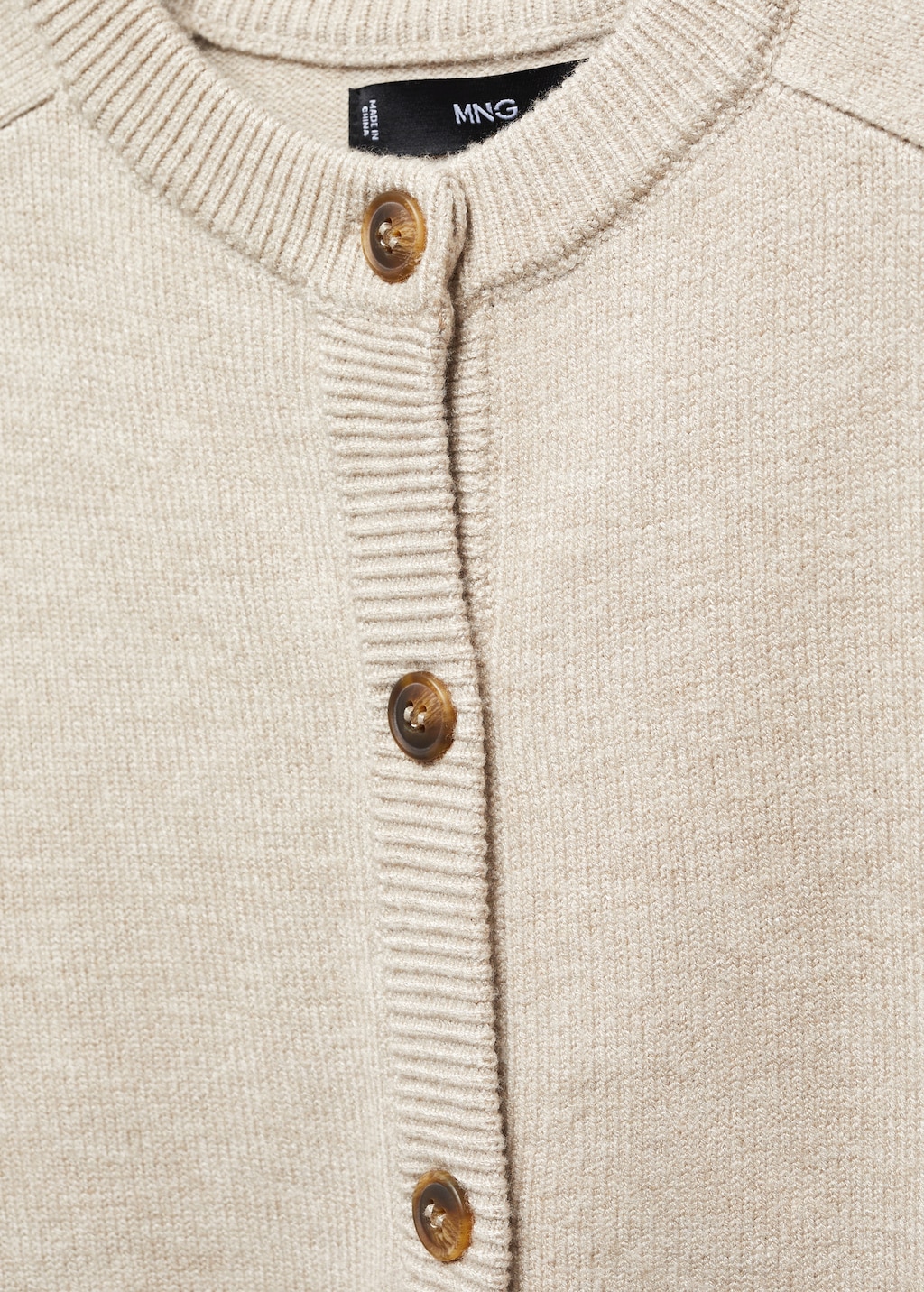 Decorative seams cardigan - Details of the article 8