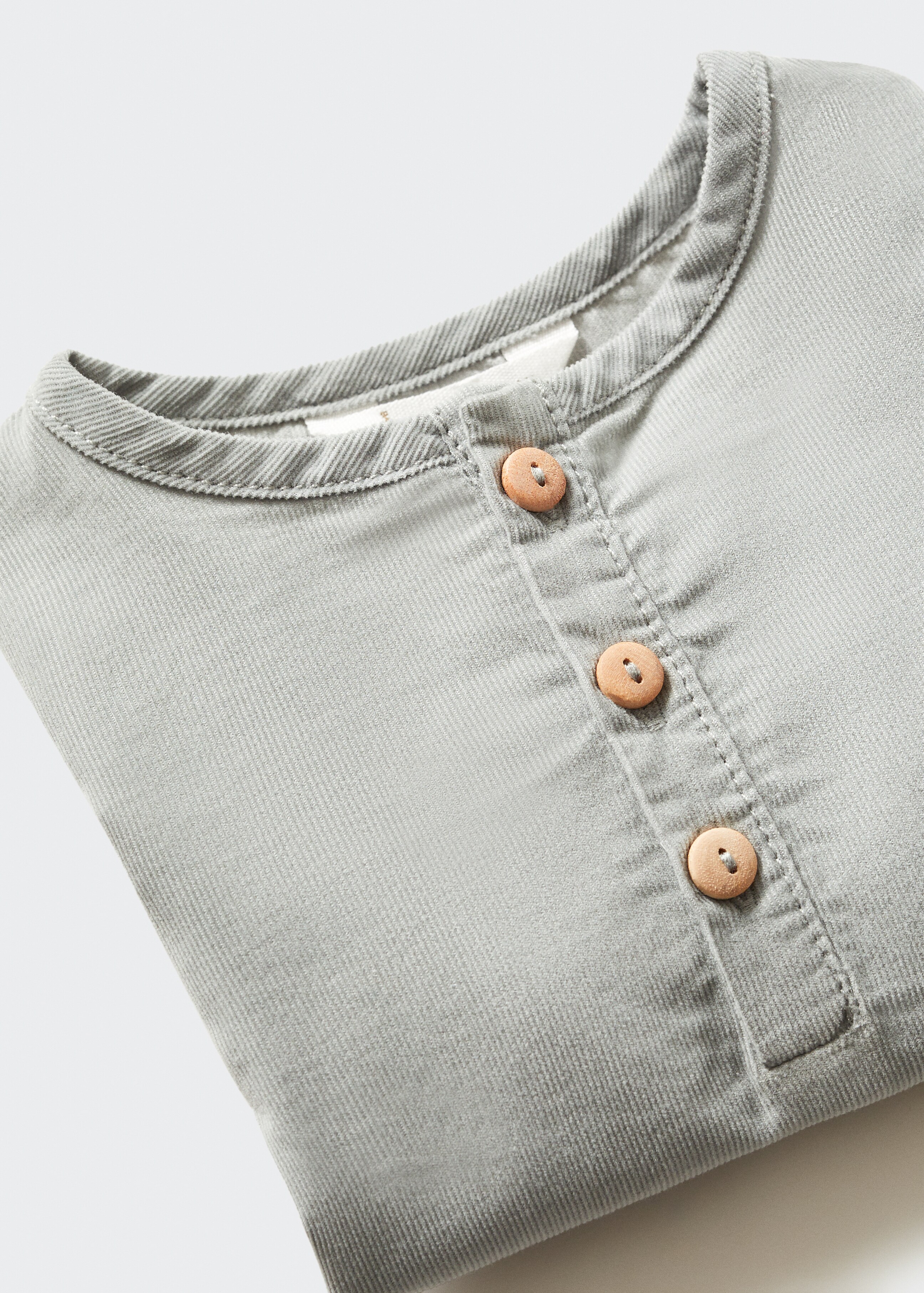 Buttoned cotton shirt - Details of the article 0