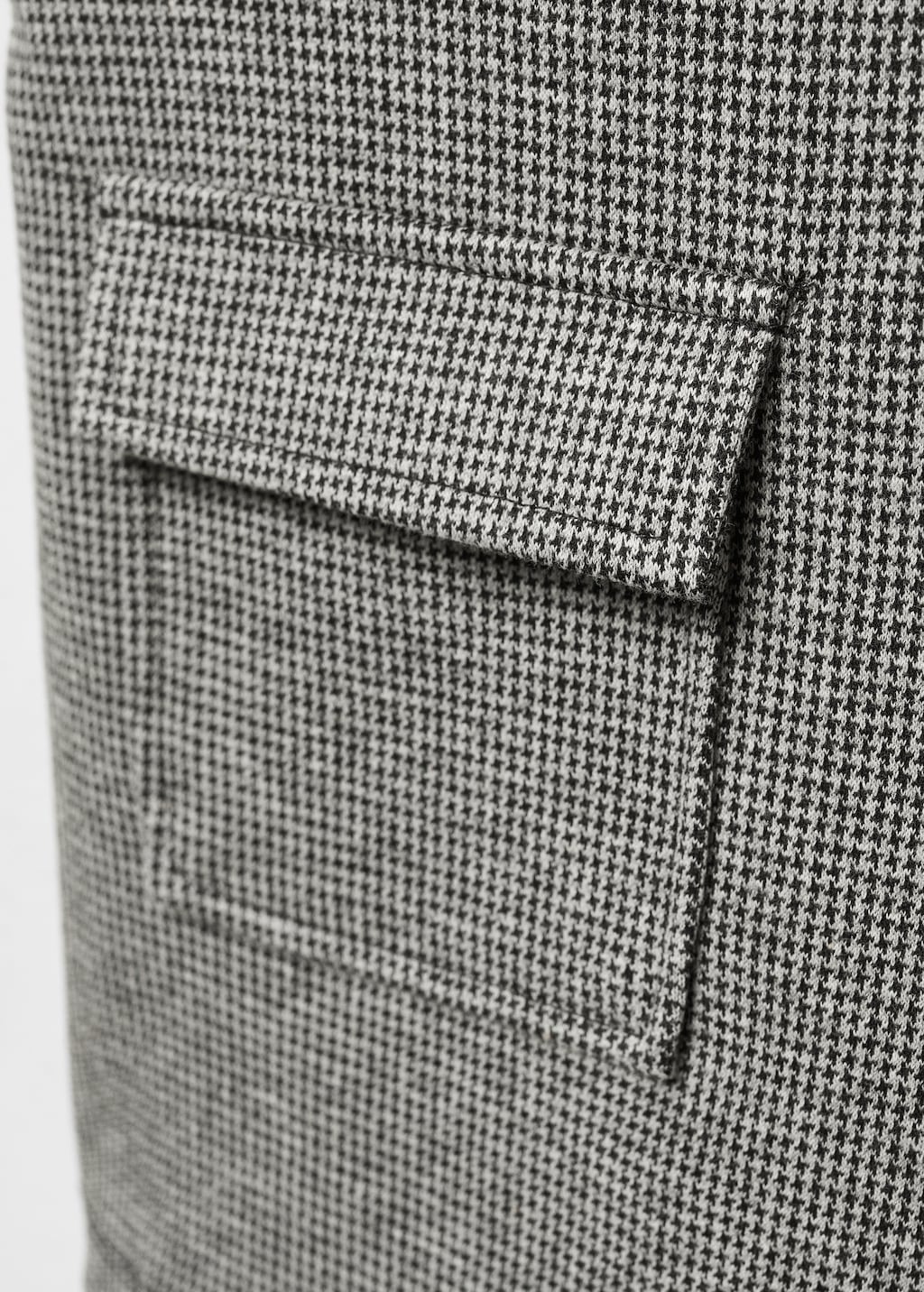 Houndstooth skirt trousers - Details of the article 8