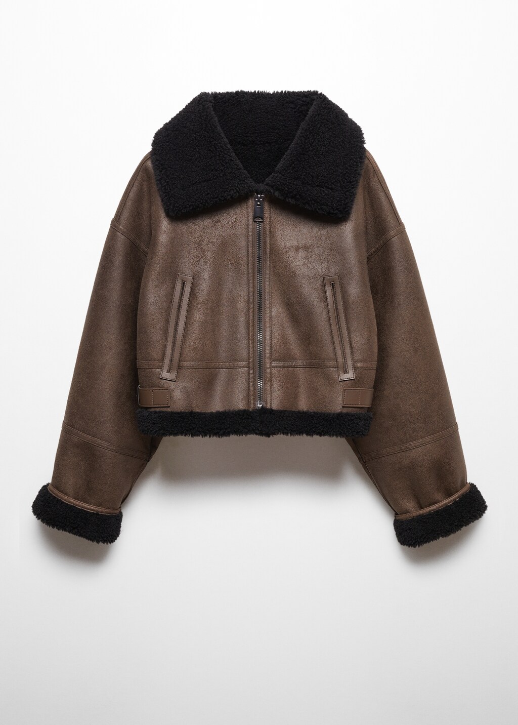 Short jacket with shearling-effect lining - Article without model